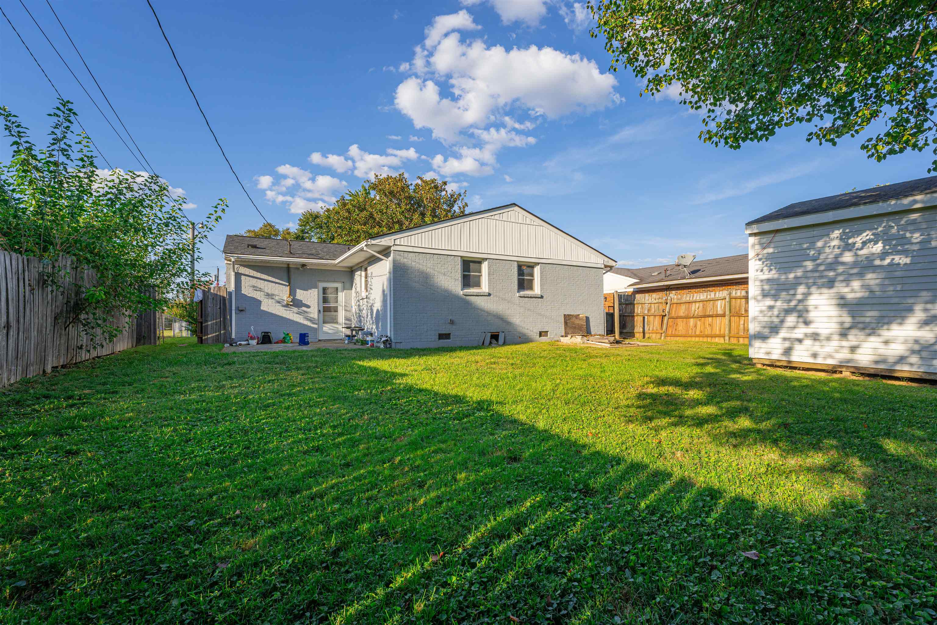 420 Catalina Dr, Owensboro, Kentucky 42303, 3 Bedrooms Bedrooms, ,1 BathroomBathrooms,Single Family Residence,For Sale,Catalina Dr,88119