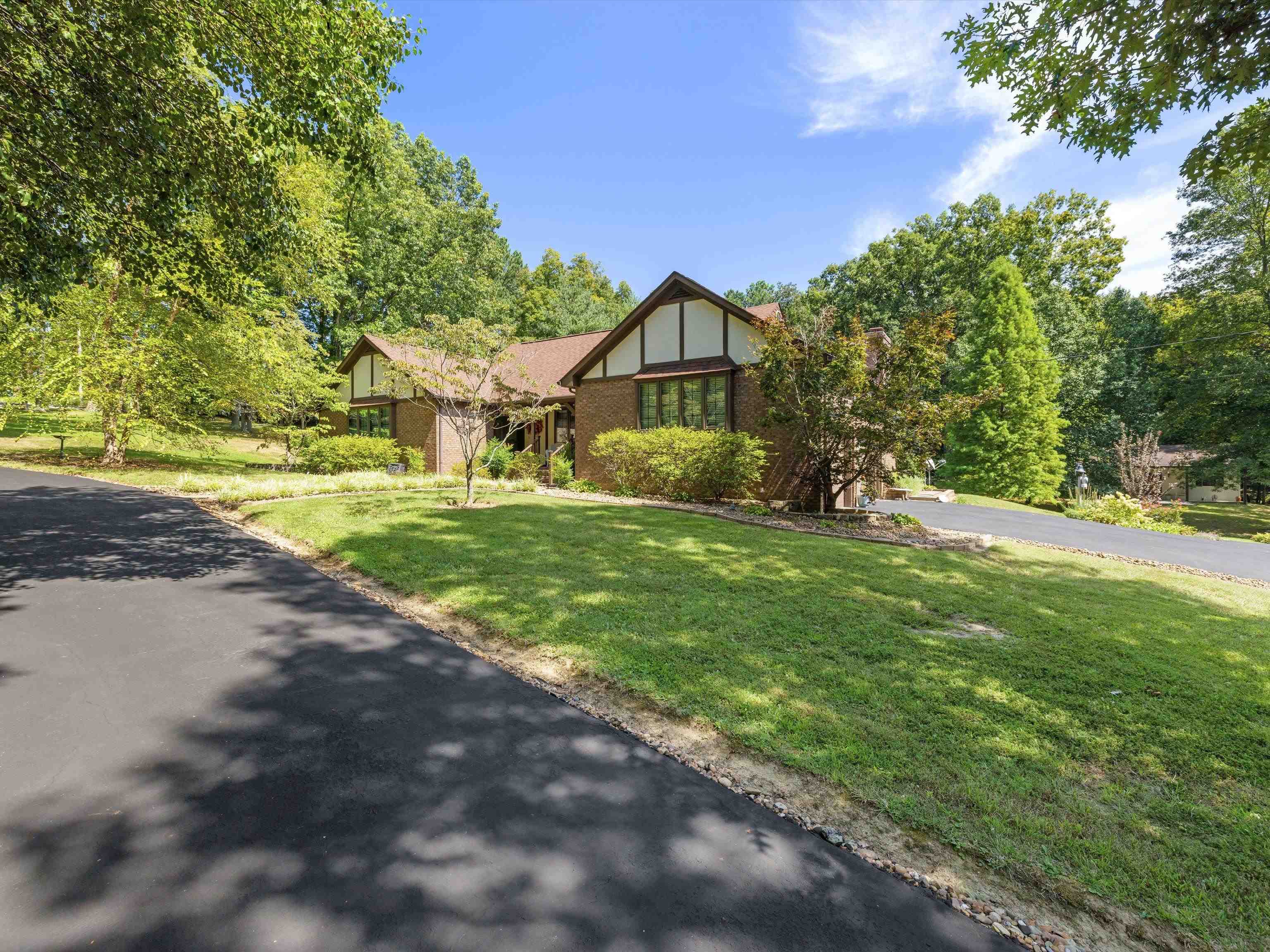 660 Great Country Estates Rd, Hawesville, Kentucky 42348, 3 Bedrooms Bedrooms, ,2 BathroomsBathrooms,Single Family Residence,For Sale,Great Country Estates Rd,88121
