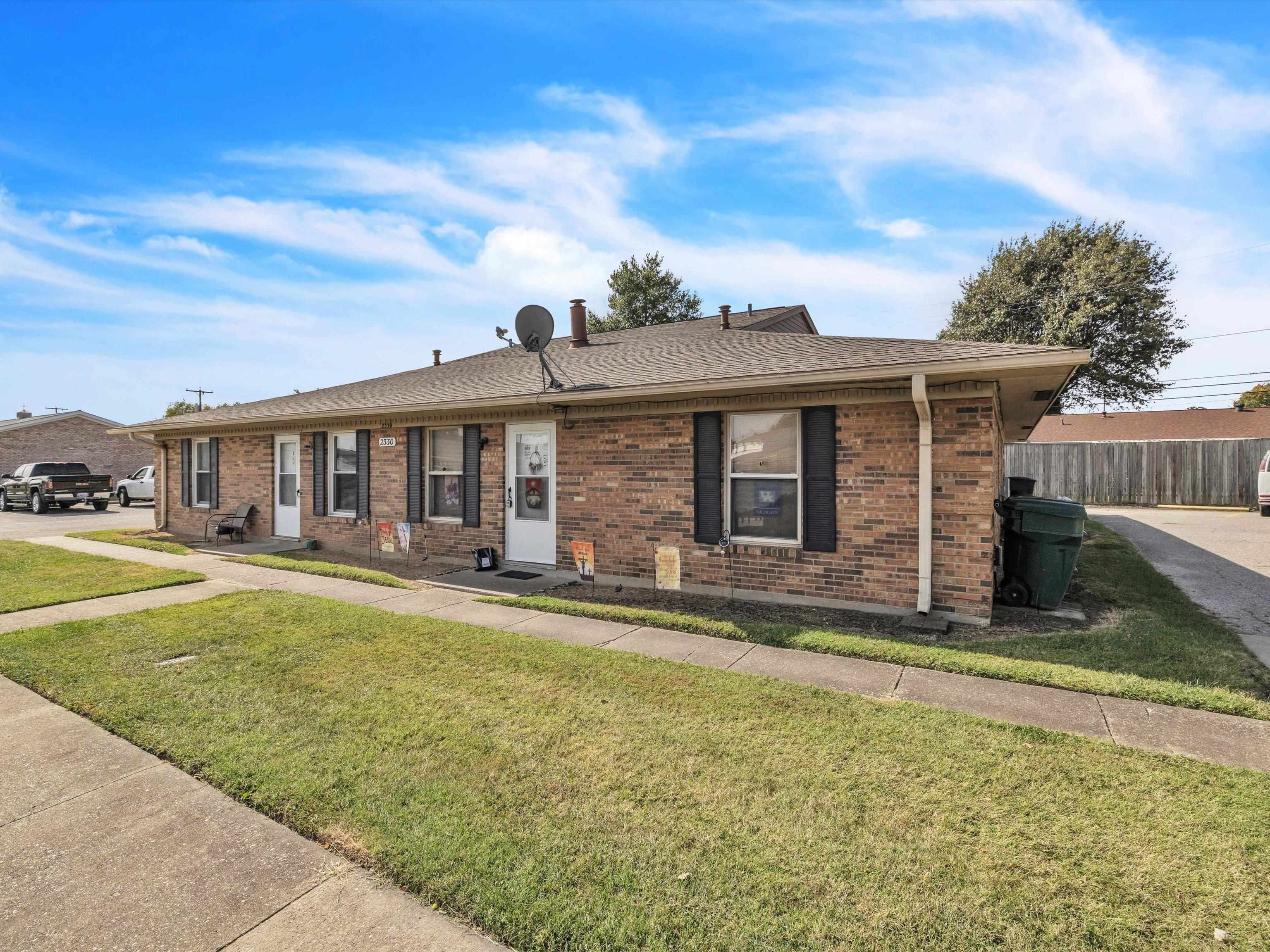 2330 Carter Road, Owensboro, Kentucky 42301, 2 Bedrooms Bedrooms, ,1 BathroomBathrooms,Quadruplex,For Sale,Carter Road,88126