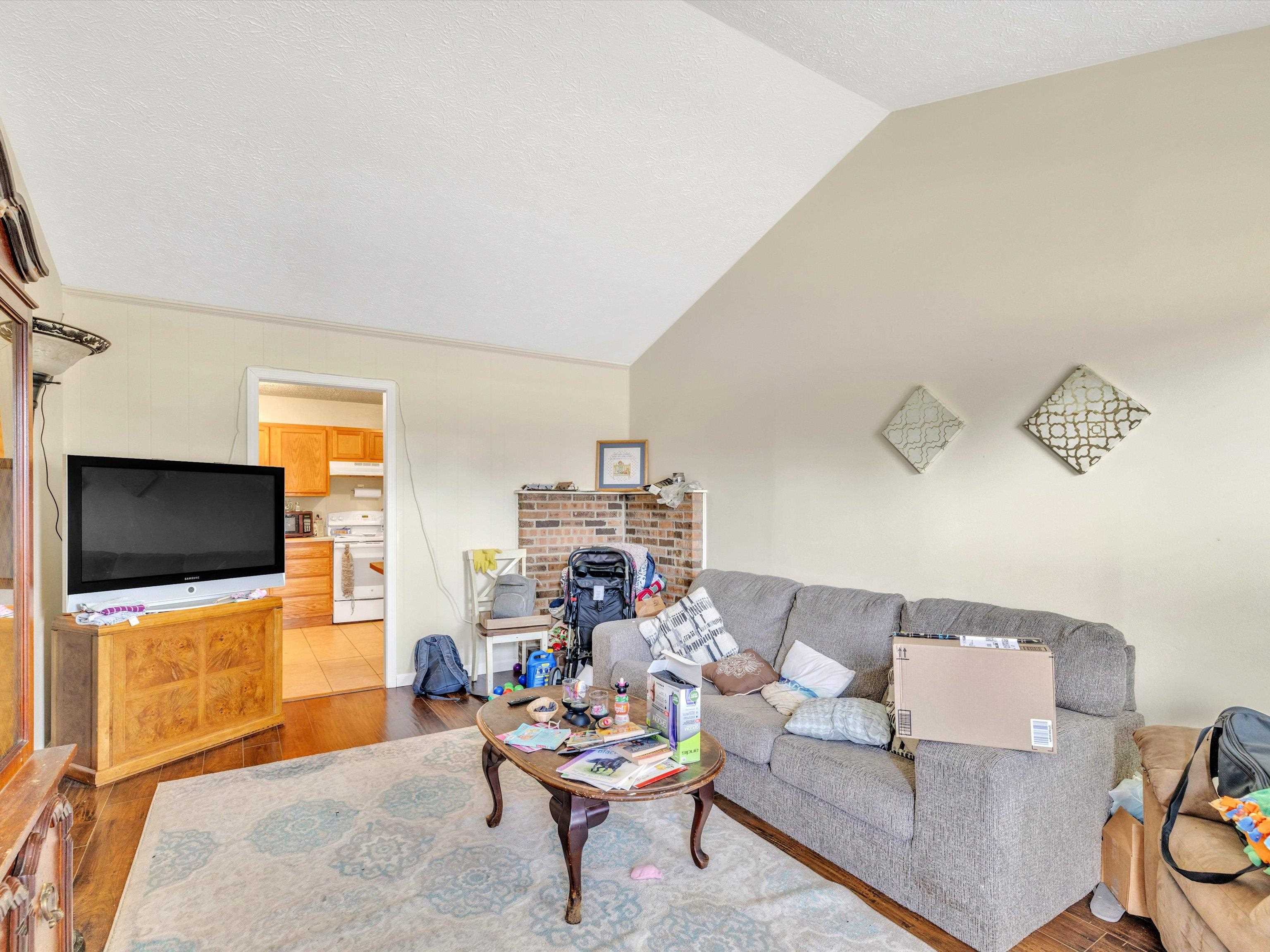 2330 Carter Road, Owensboro, Kentucky 42301, 2 Bedrooms Bedrooms, ,1 BathroomBathrooms,Quadruplex,For Sale,Carter Road,88126
