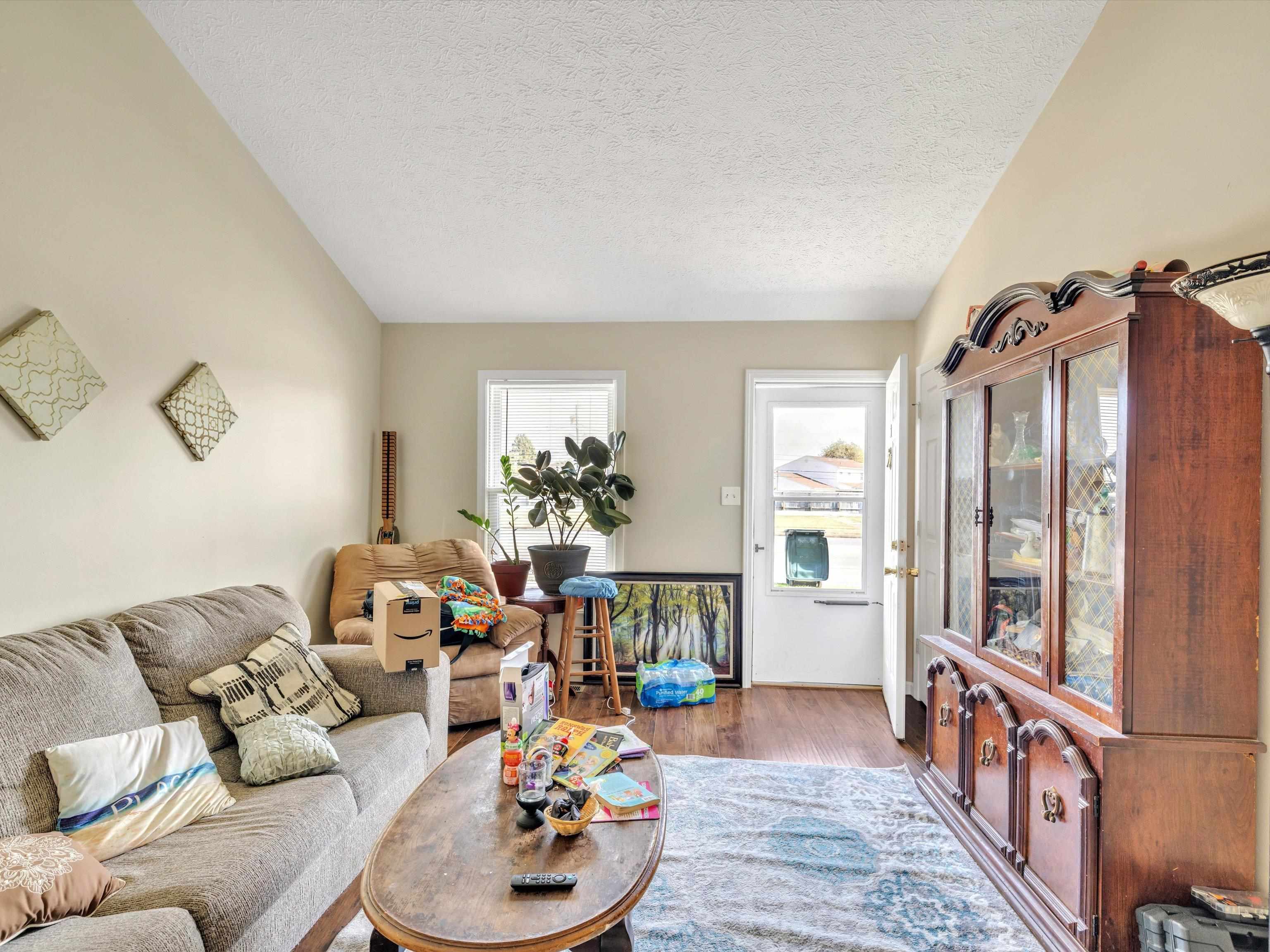 2330 Carter Road, Owensboro, Kentucky 42301, 2 Bedrooms Bedrooms, ,1 BathroomBathrooms,Quadruplex,For Sale,Carter Road,88126
