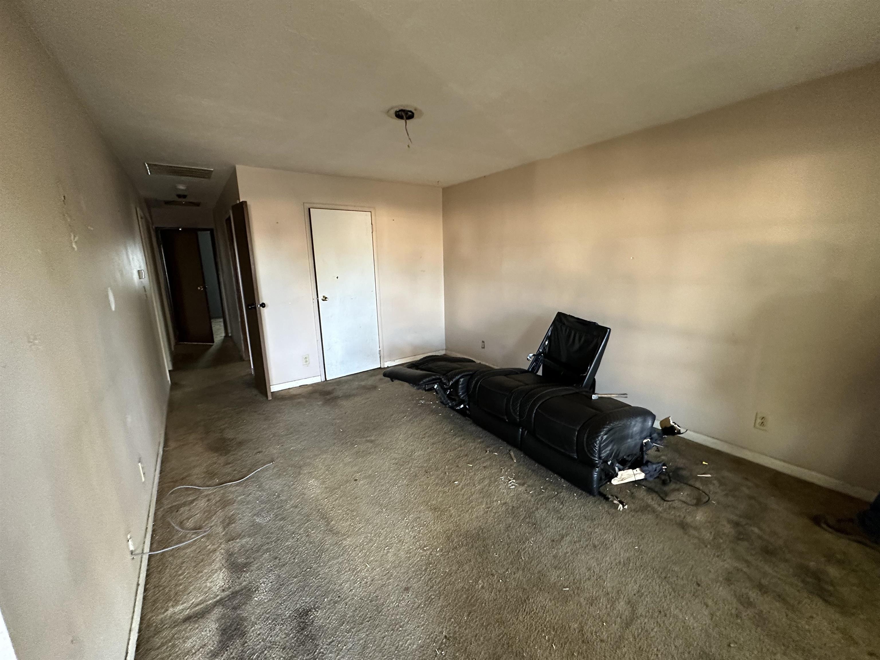 4128 Hoover Court, Owensboro, Kentucky 42301, 3 Bedrooms Bedrooms, ,1 BathroomBathrooms,Single Family Residence,For Sale,Hoover Court,88128