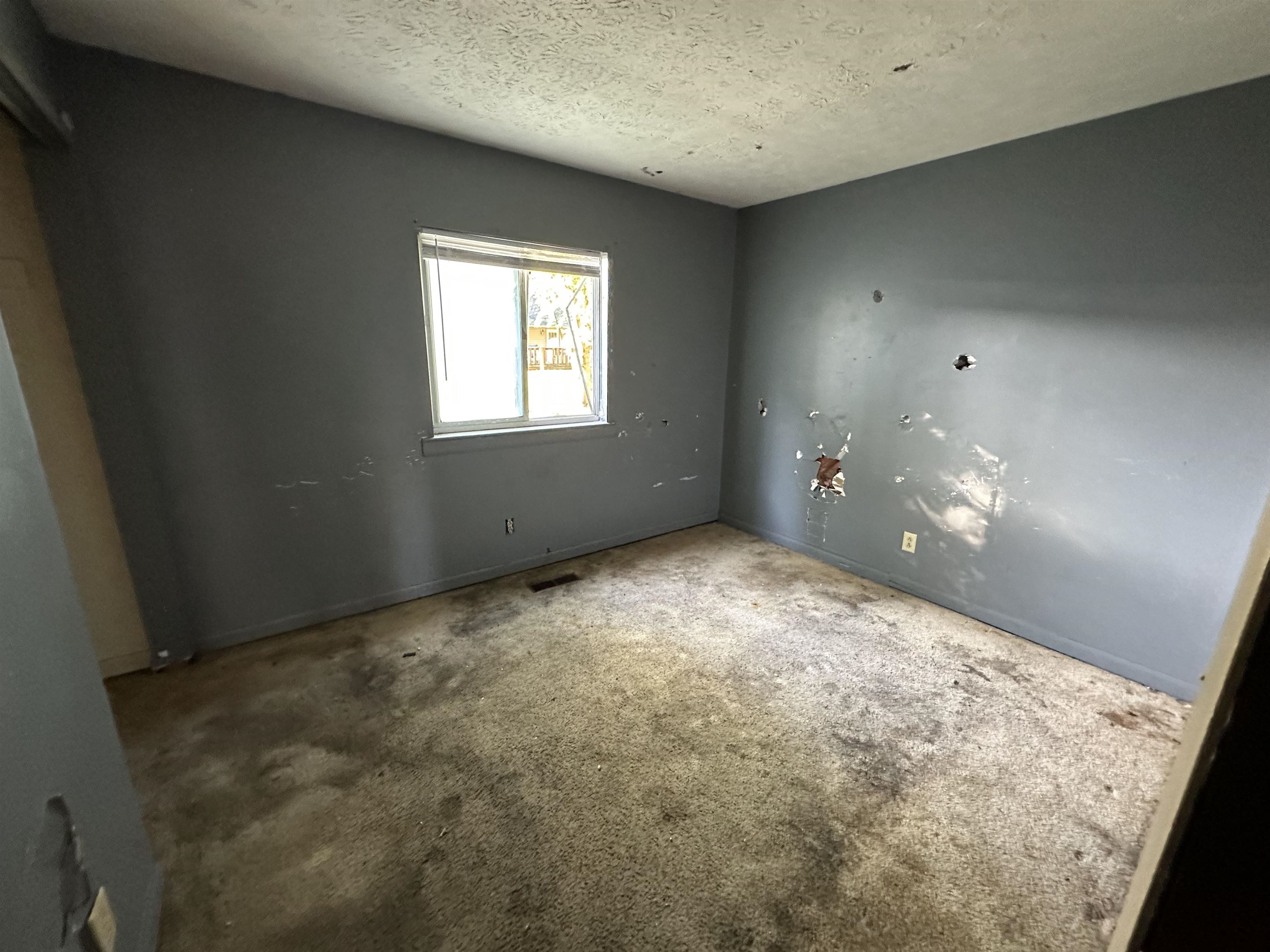 4128 Hoover Court, Owensboro, Kentucky 42301, 3 Bedrooms Bedrooms, ,1 BathroomBathrooms,Single Family Residence,For Sale,Hoover Court,88128
