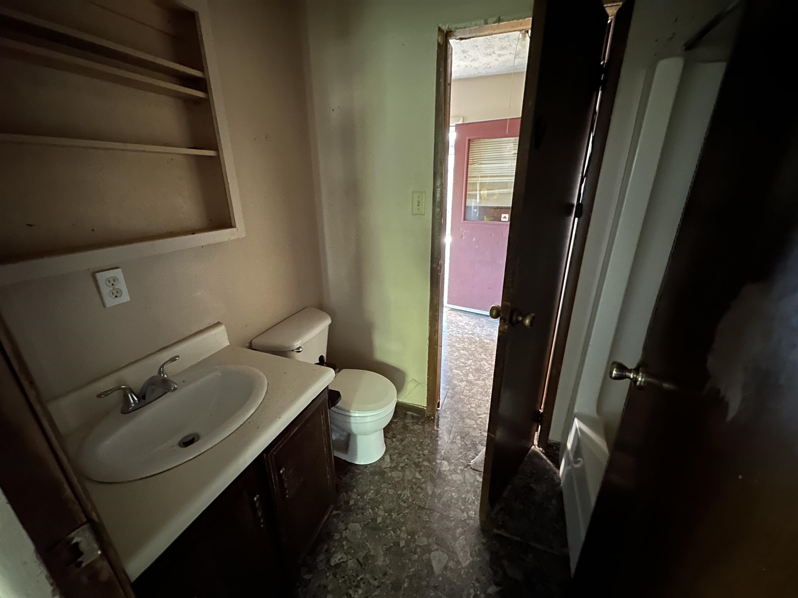4128 Hoover Court, Owensboro, Kentucky 42301, 3 Bedrooms Bedrooms, ,1 BathroomBathrooms,Single Family Residence,For Sale,Hoover Court,88128