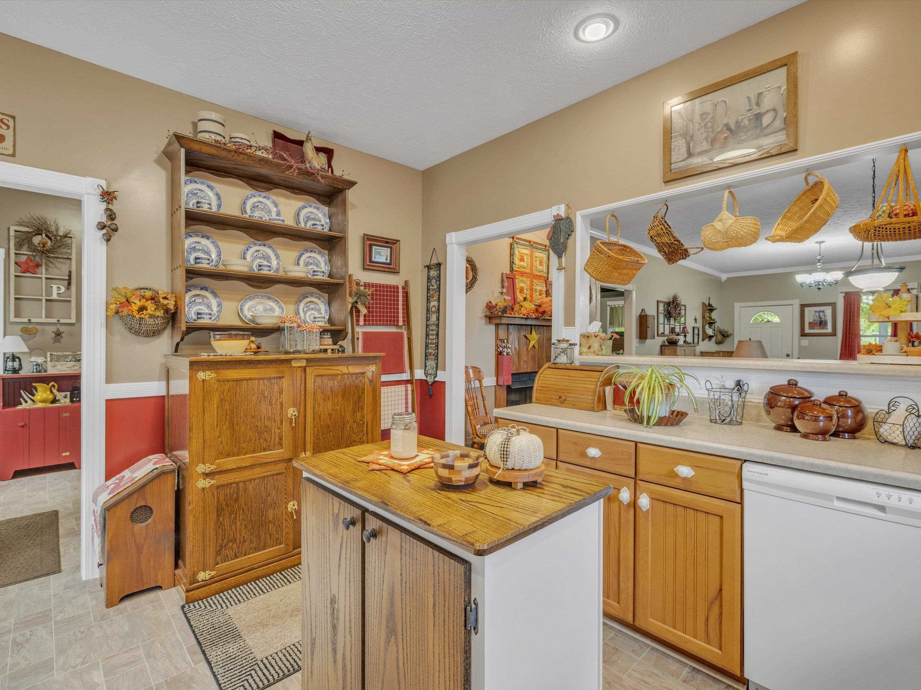 9675 Hwy 144, Philpot, Kentucky 42366, 3 Bedrooms Bedrooms, ,2 BathroomsBathrooms,Single Family Residence,For Sale,Hwy 144,88134
