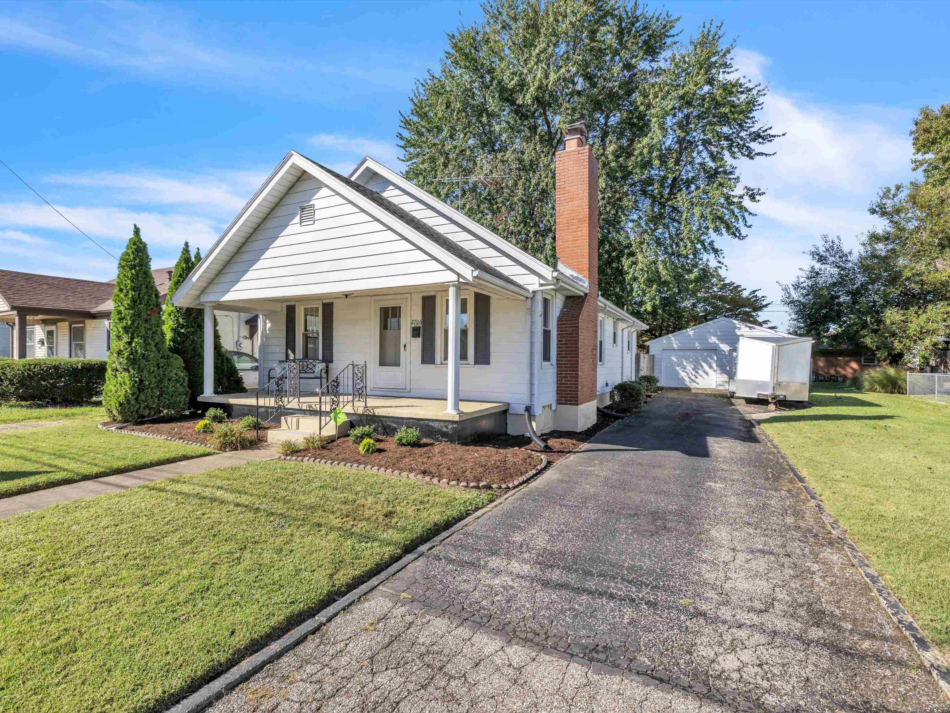 2706 Allen Street, Owensboro, Kentucky 42303, 2 Bedrooms Bedrooms, ,1 BathroomBathrooms,Single Family Residence,For Sale,Allen Street,88141
