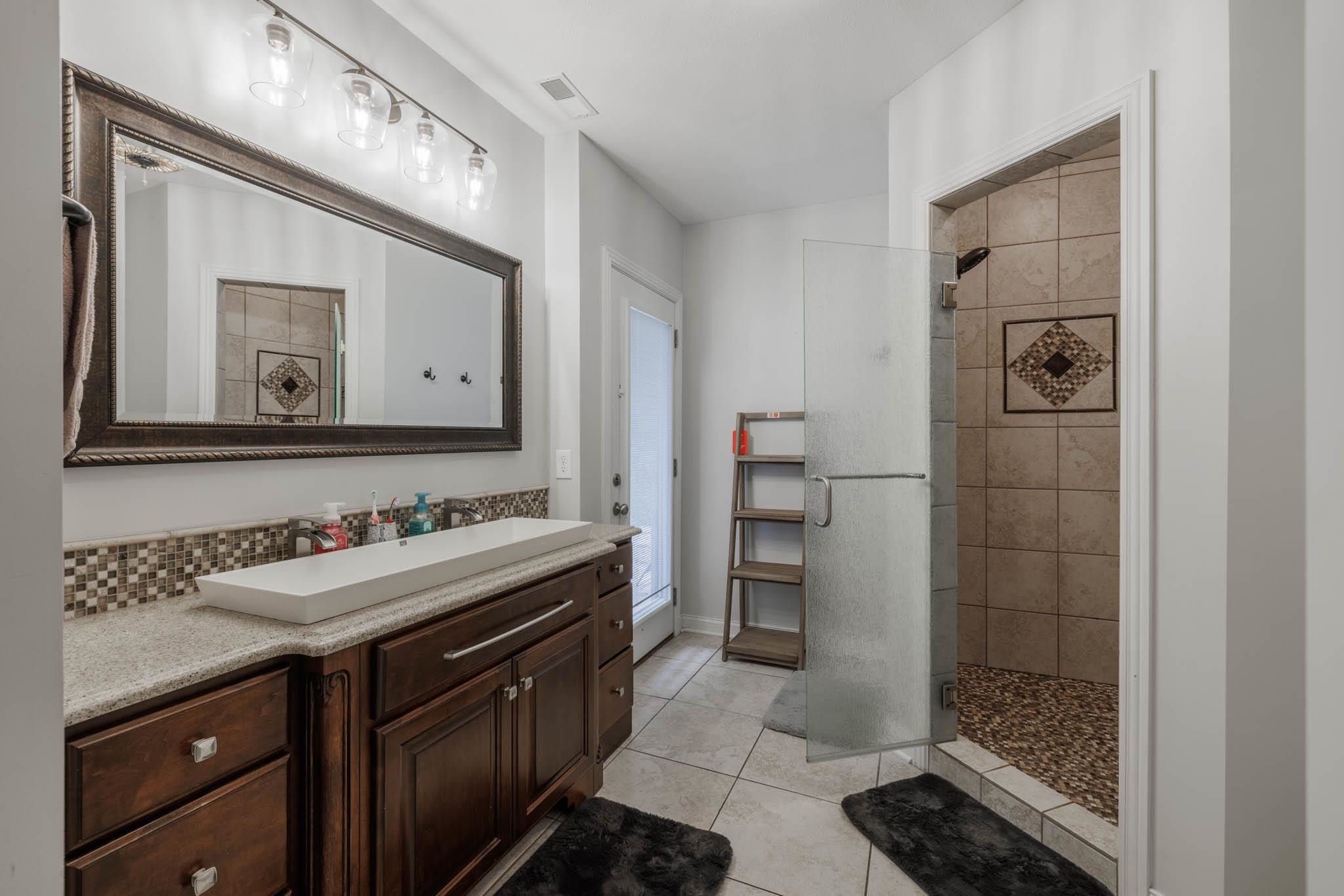 3359 Shadewood Terrace, Owensboro, Kentucky 42303, 3 Bedrooms Bedrooms, ,3 BathroomsBathrooms,Single Family Residence,For Sale,Shadewood Terrace,88143