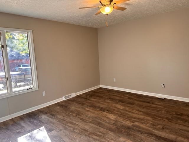 3567 Woodlane Dr, Philpot, Kentucky 42366, 4 Bedrooms Bedrooms, ,2 BathroomsBathrooms,Single Family Residence,For Sale,Woodlane Dr,88147