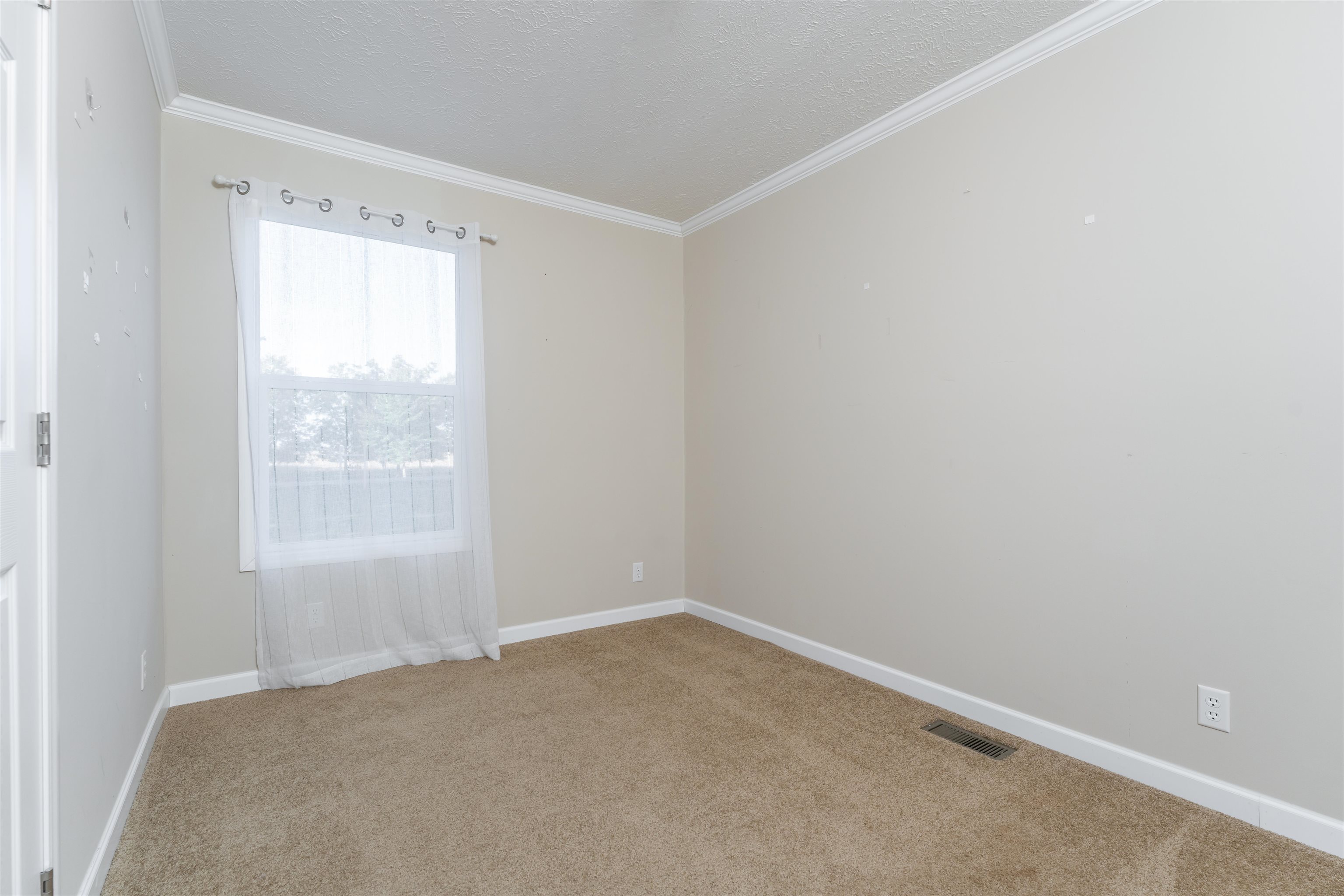 1046 School Rd, Sacramento, Kentucky 42372, 3 Bedrooms Bedrooms, ,2 BathroomsBathrooms,Single Family Residence,For Sale,School Rd,88148