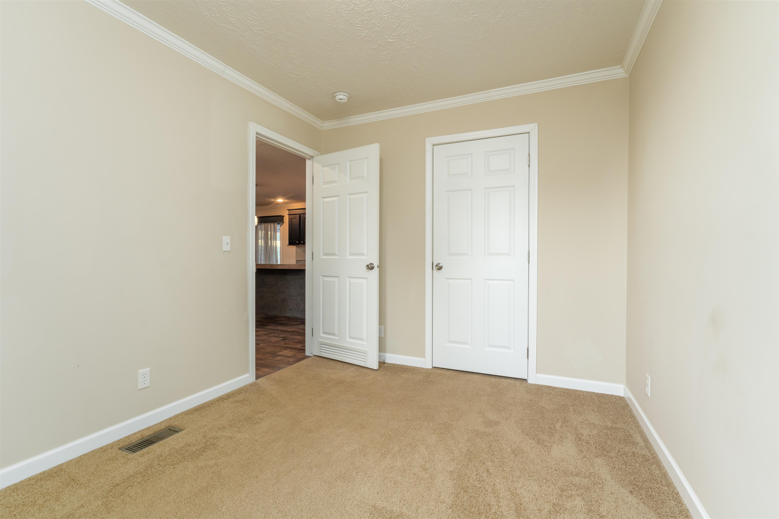 1046 School Rd, Sacramento, Kentucky 42372, 3 Bedrooms Bedrooms, ,2 BathroomsBathrooms,Single Family Residence,For Sale,School Rd,88148