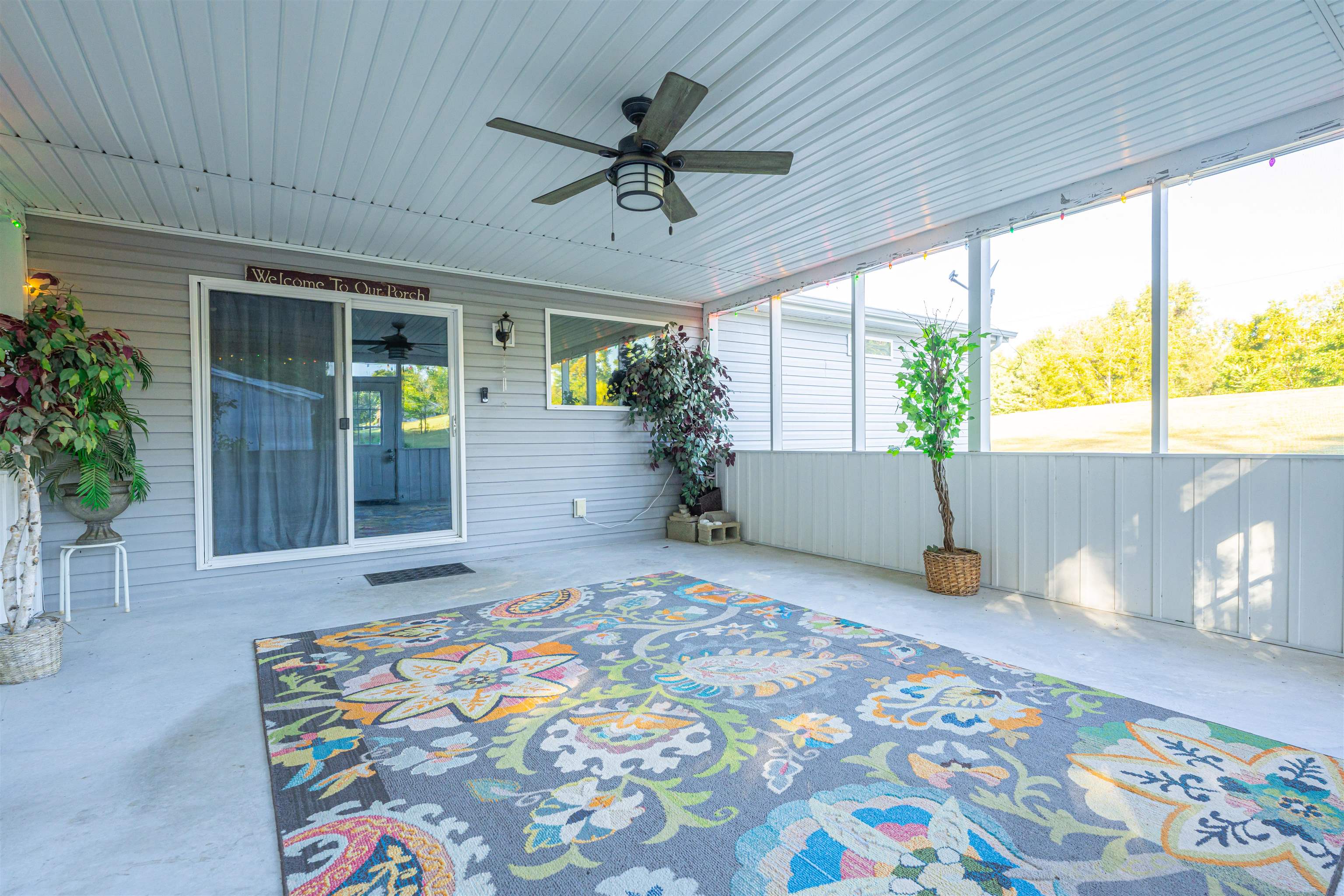 1046 School Rd, Sacramento, Kentucky 42372, 3 Bedrooms Bedrooms, ,2 BathroomsBathrooms,Single Family Residence,For Sale,School Rd,88148