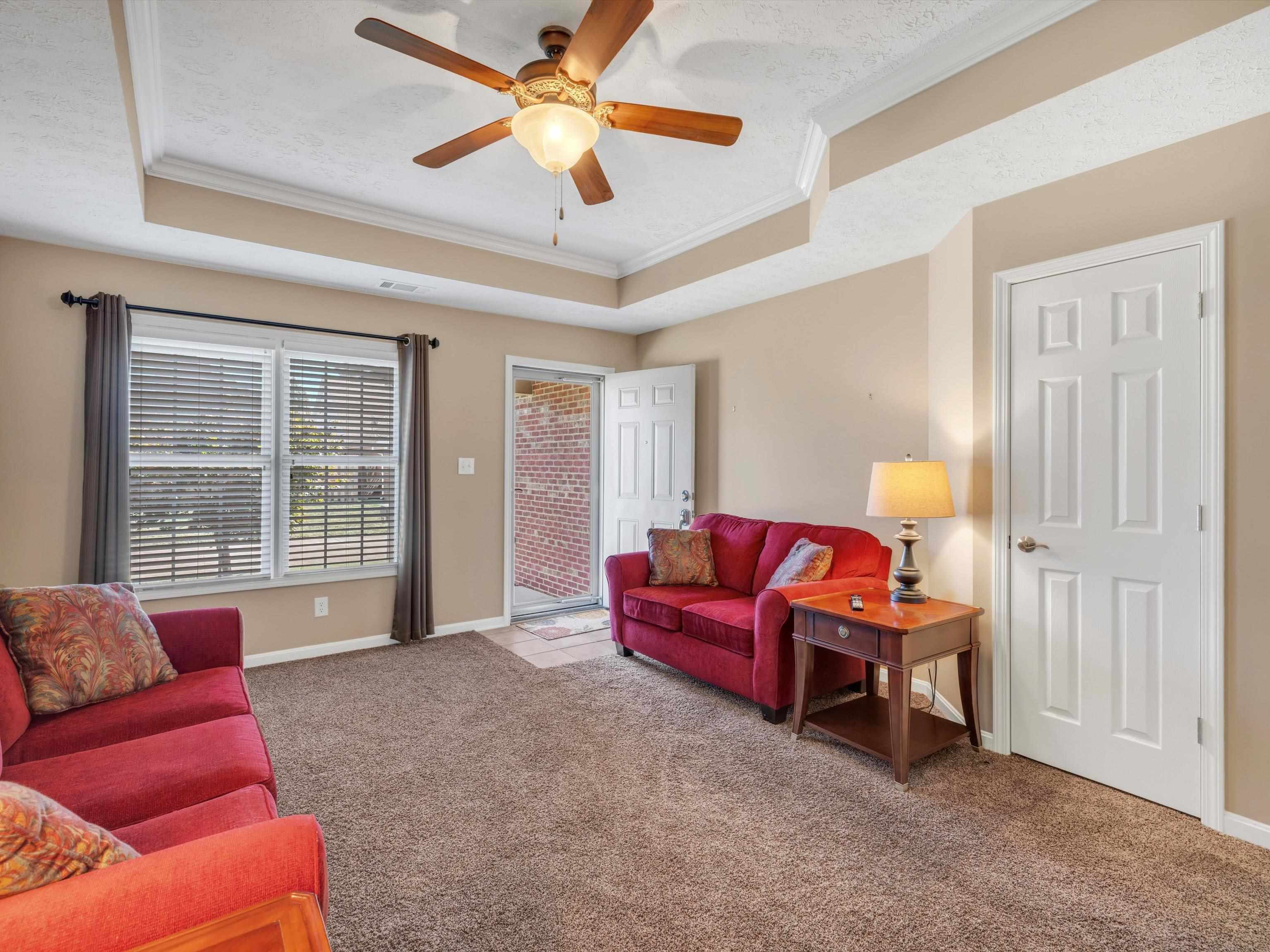 2936 Silver Charm Cove, Owensboro, Kentucky 42301, 3 Bedrooms Bedrooms, ,2 BathroomsBathrooms,Single Family Residence,For Sale,Silver Charm Cove,88149