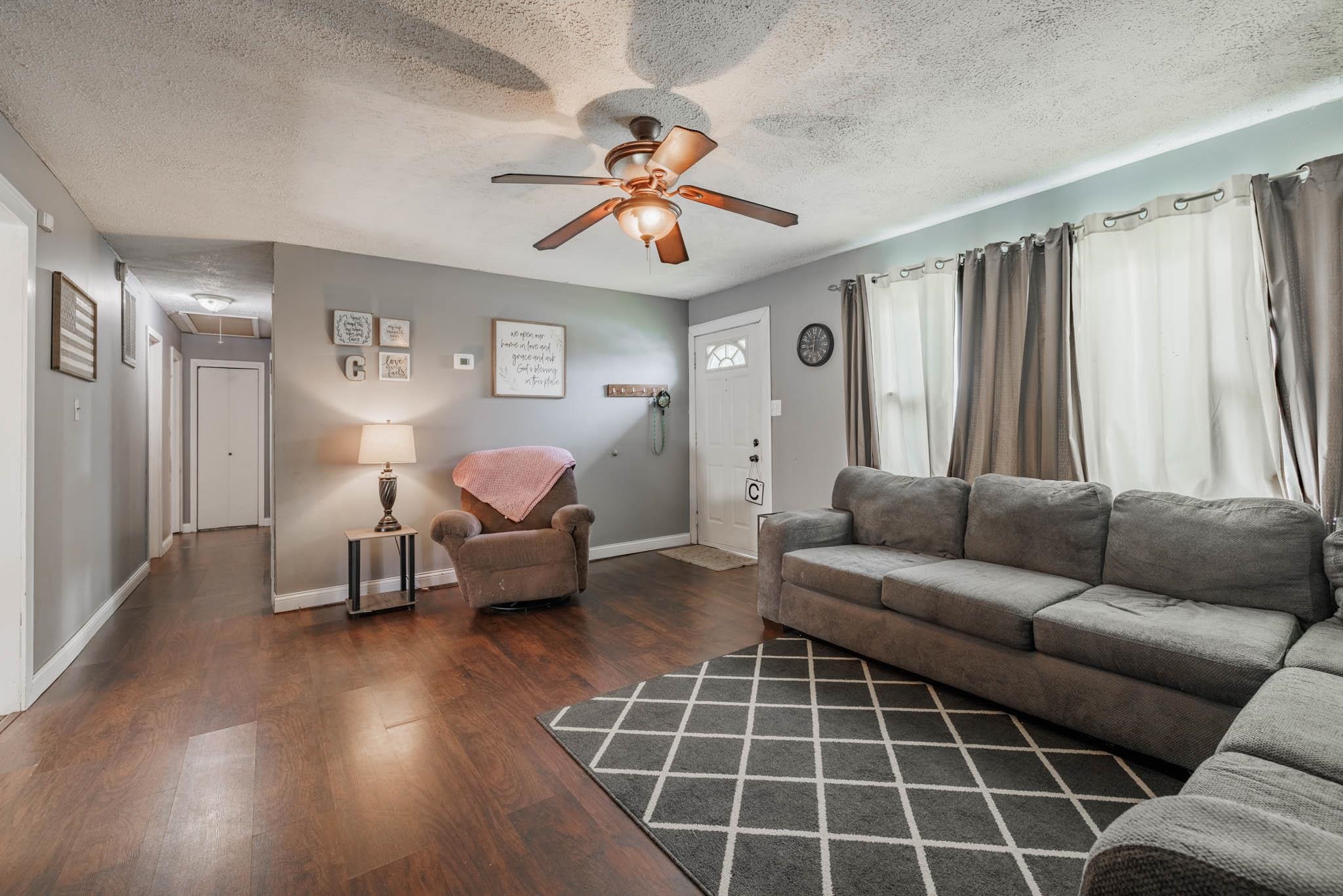 204 Duvall Road, Beaver Dam, Kentucky 42320, 4 Bedrooms Bedrooms, ,2 BathroomsBathrooms,Single Family Residence,For Sale,Duvall Road,88163