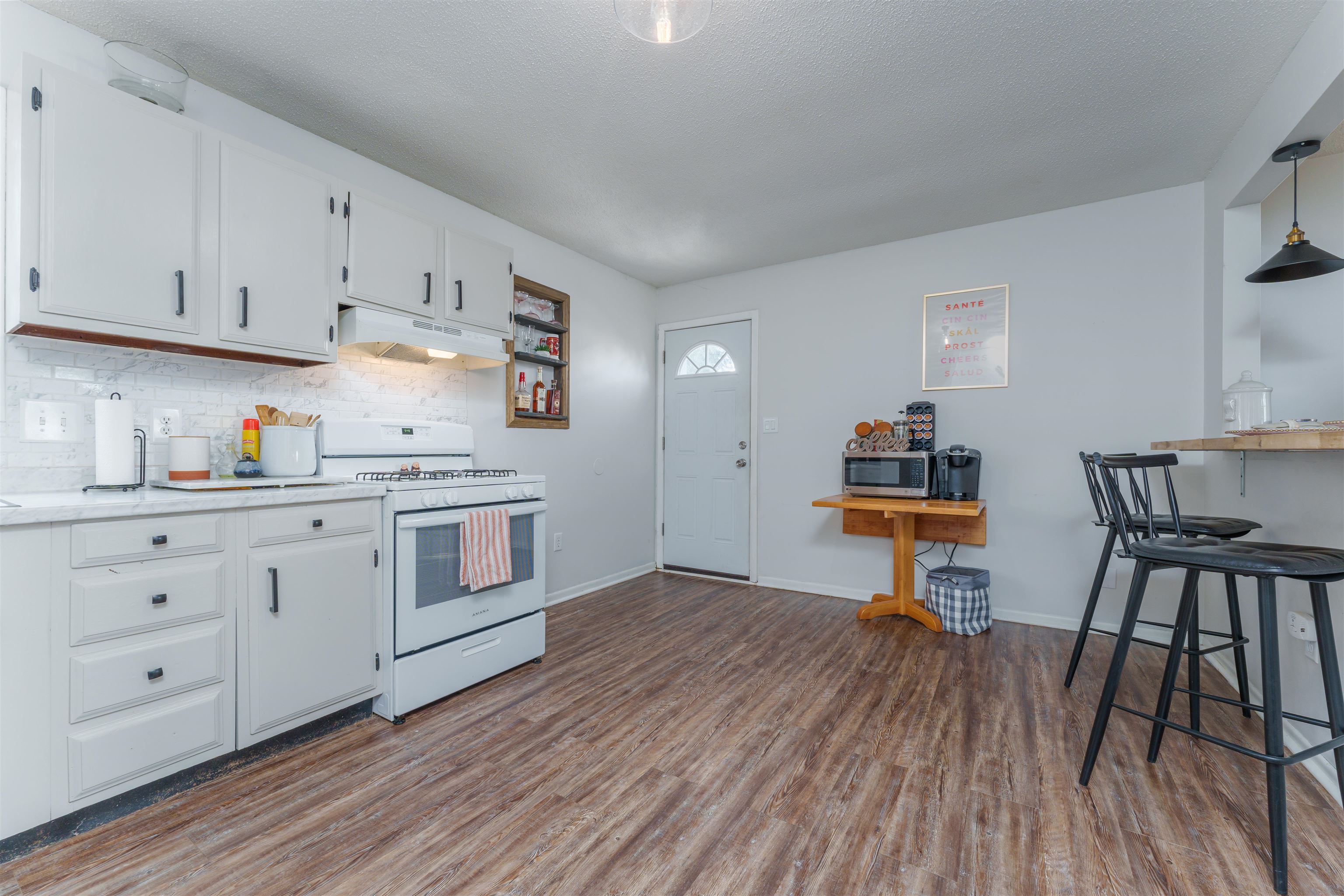 2432 Tamarack Road, Owensboro, Kentucky 42301-6657, 3 Bedrooms Bedrooms, ,1 BathroomBathrooms,Single Family Residence,For Sale,Tamarack Road,88168