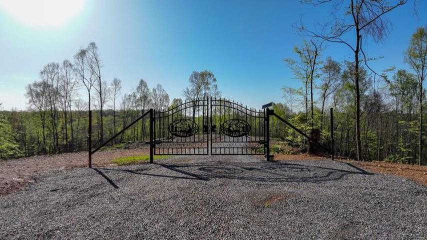 564 Dixon Rd, Cadiz, Kentucky 42211, 1 Bedroom Bedrooms, ,1 BathroomBathrooms,Farm,For Sale,Dixon Rd,88173