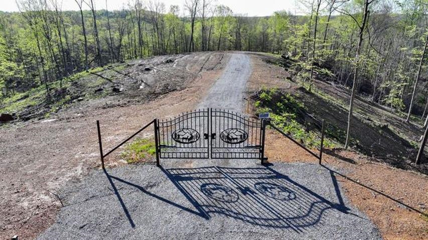 564 Dixon Rd, Cadiz, Kentucky 42211, 1 Bedroom Bedrooms, ,1 BathroomBathrooms,Farm,For Sale,Dixon Rd,88173