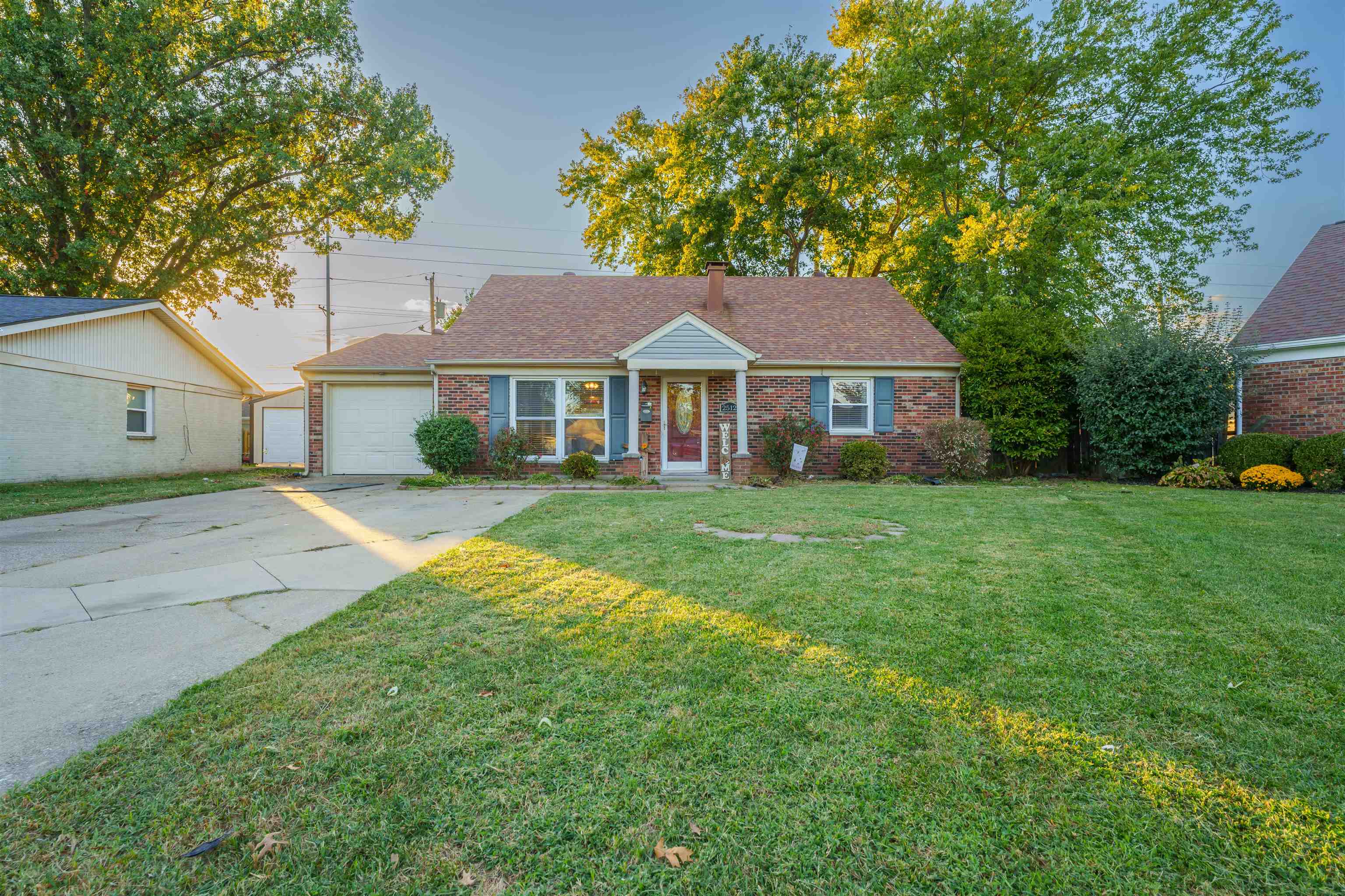 2512 Carryback Court, Owensboro, Kentucky 42301, 3 Bedrooms Bedrooms, ,2 BathroomsBathrooms,Single Family Residence,For Sale,Carryback Court,88175
