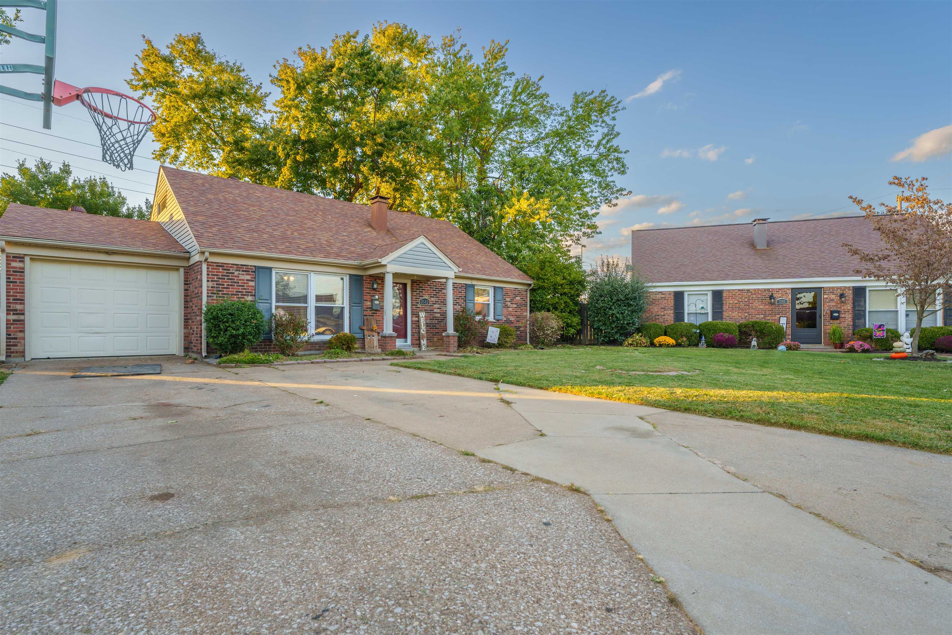 2512 Carryback Court, Owensboro, Kentucky 42301, 3 Bedrooms Bedrooms, ,2 BathroomsBathrooms,Single Family Residence,For Sale,Carryback Court,88175