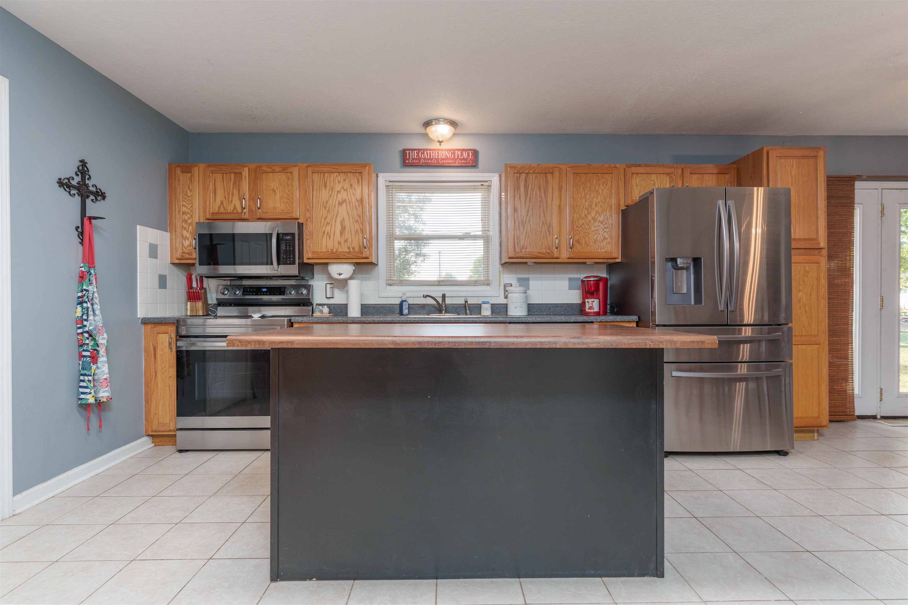 2512 Carryback Court, Owensboro, Kentucky 42301, 3 Bedrooms Bedrooms, ,2 BathroomsBathrooms,Single Family Residence,For Sale,Carryback Court,88175