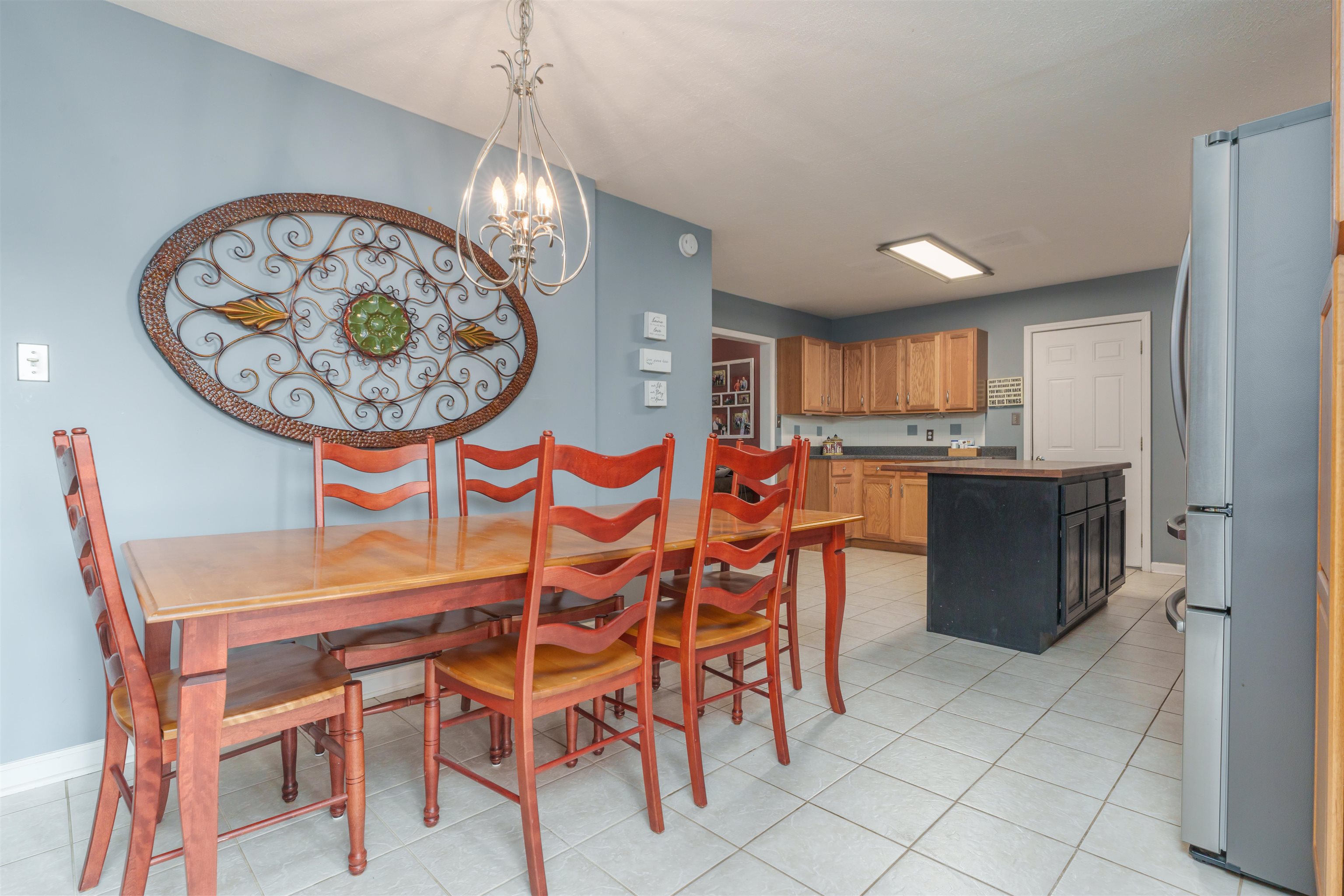 2512 Carryback Court, Owensboro, Kentucky 42301, 3 Bedrooms Bedrooms, ,2 BathroomsBathrooms,Single Family Residence,For Sale,Carryback Court,88175