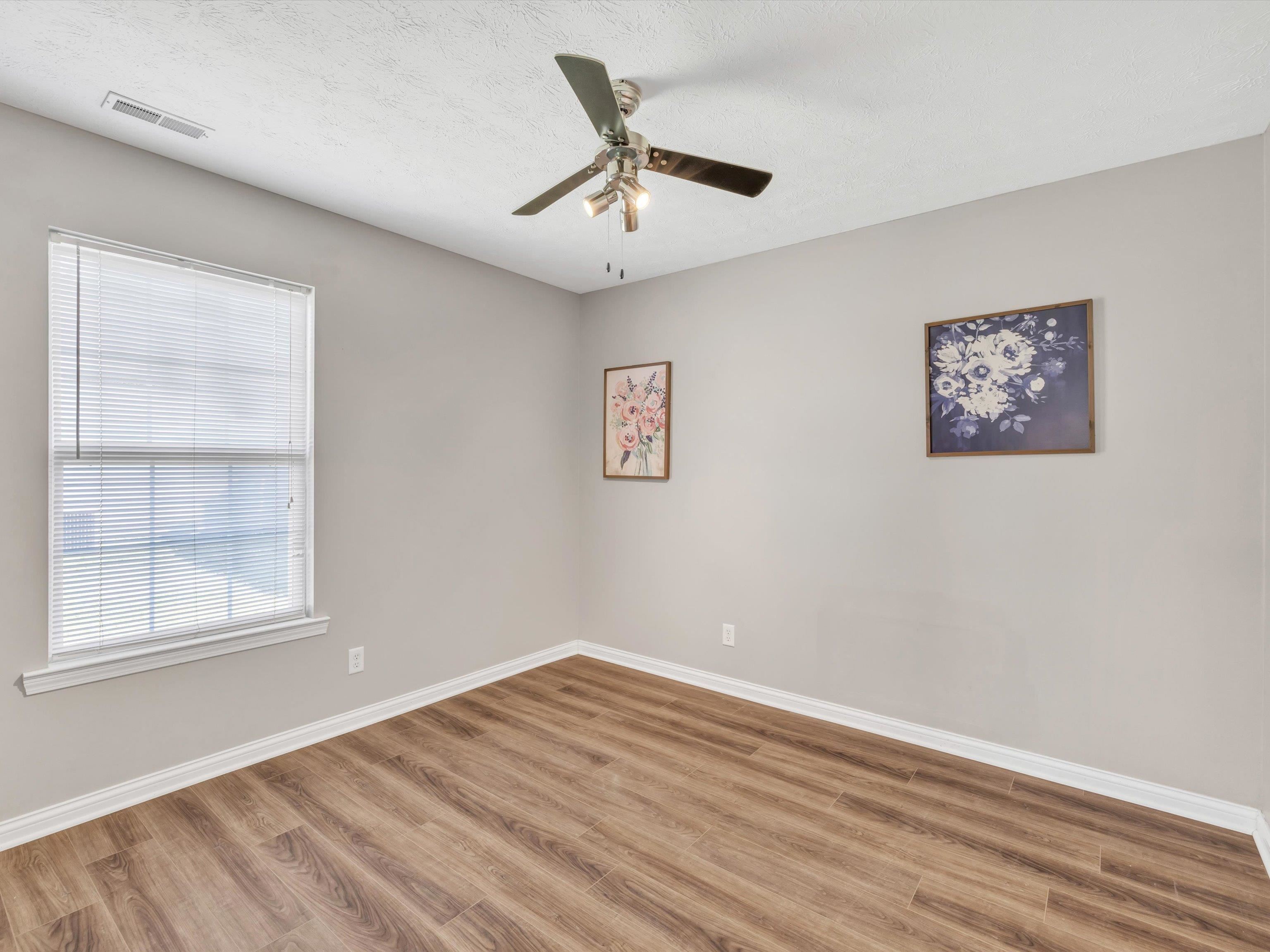 1912 Terrace Pointe, Owensboro, Kentucky 42303, 3 Bedrooms Bedrooms, ,2 BathroomsBathrooms,Single Family Residence,For Sale,Terrace Pointe,88178