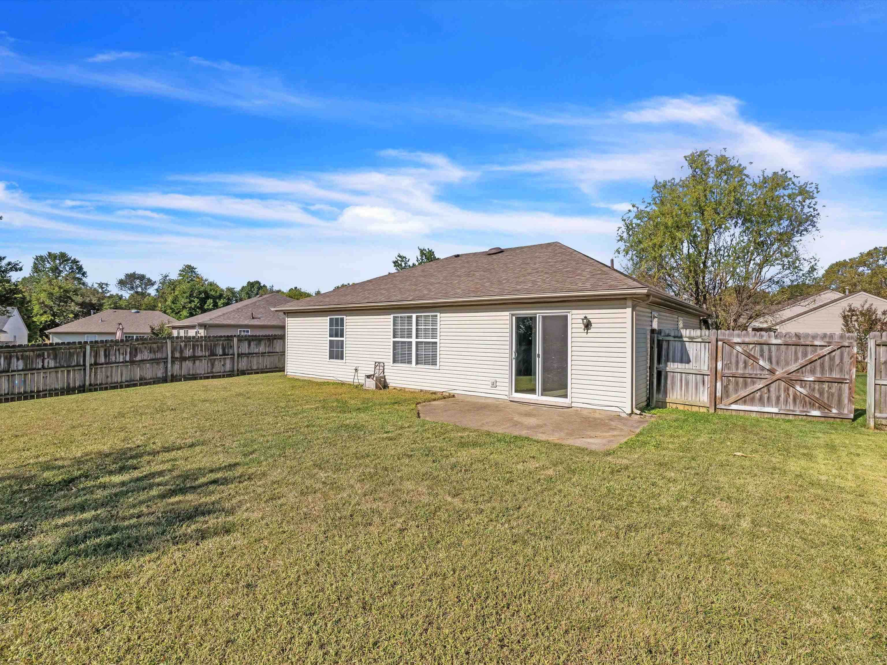 1912 Terrace Pointe, Owensboro, Kentucky 42303, 3 Bedrooms Bedrooms, ,2 BathroomsBathrooms,Single Family Residence,For Sale,Terrace Pointe,88178