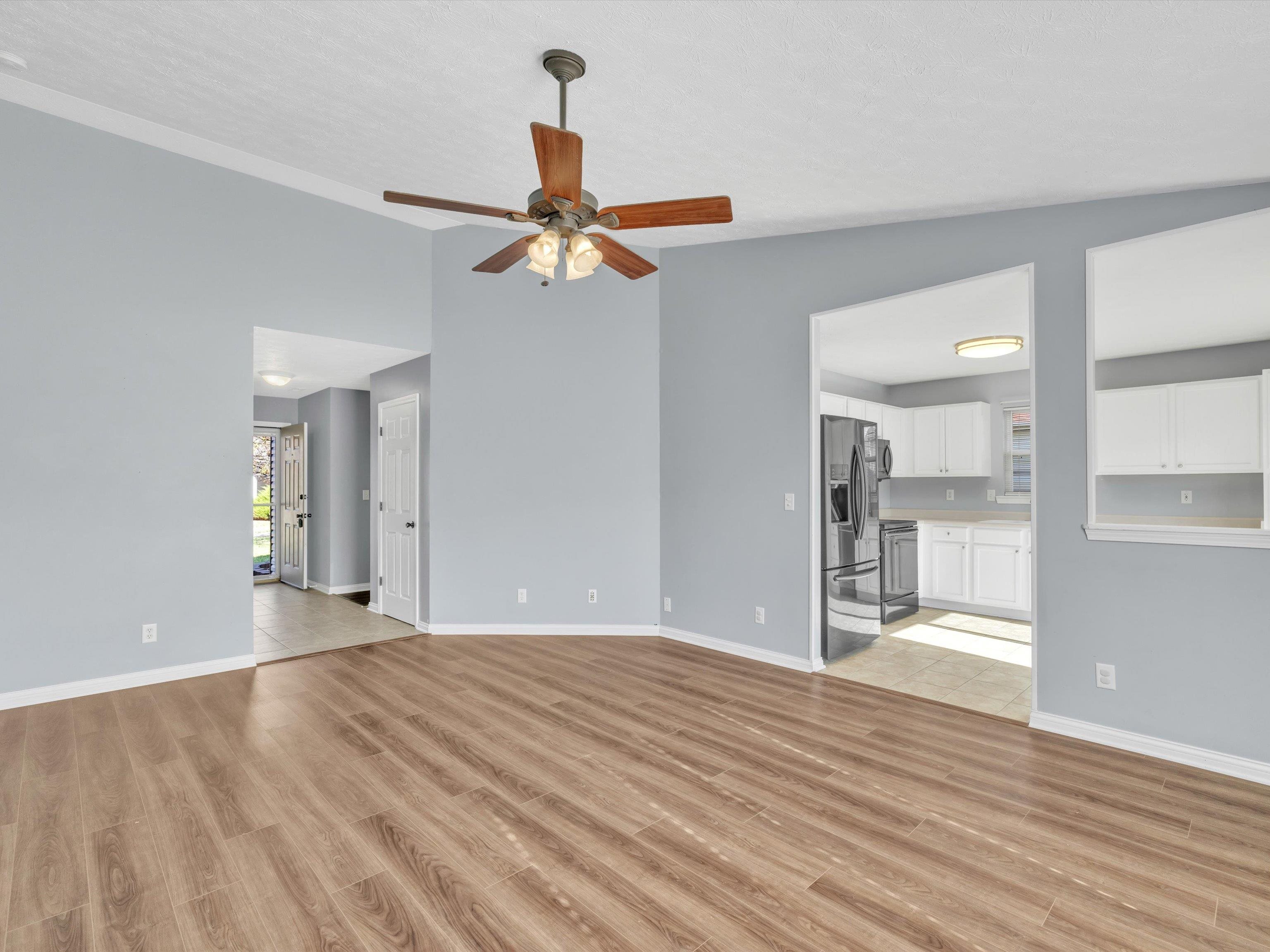1912 Terrace Pointe, Owensboro, Kentucky 42303, 3 Bedrooms Bedrooms, ,2 BathroomsBathrooms,Single Family Residence,For Sale,Terrace Pointe,88178