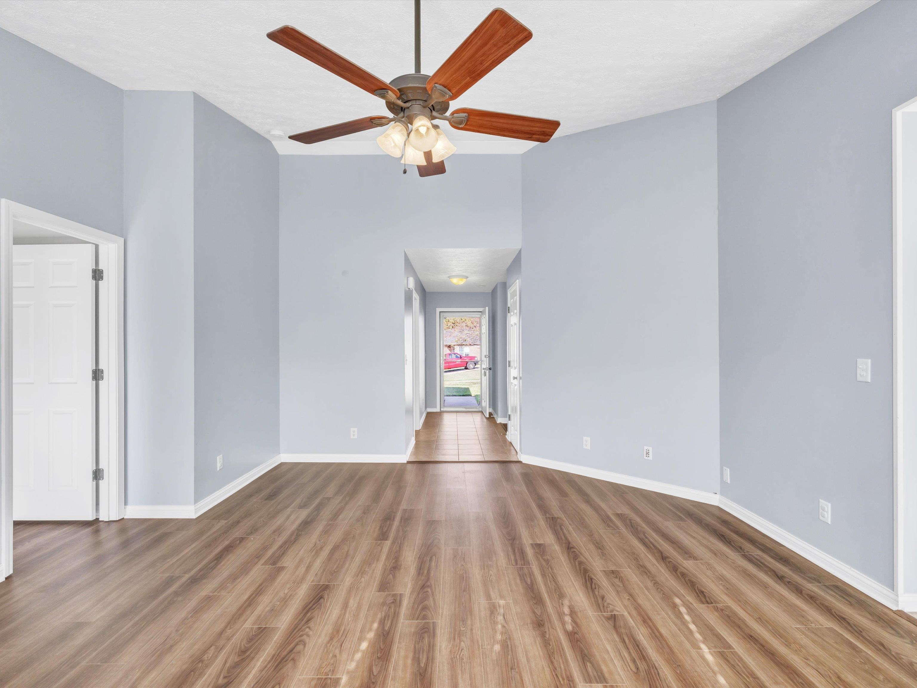 1912 Terrace Pointe, Owensboro, Kentucky 42303, 3 Bedrooms Bedrooms, ,2 BathroomsBathrooms,Single Family Residence,For Sale,Terrace Pointe,88178