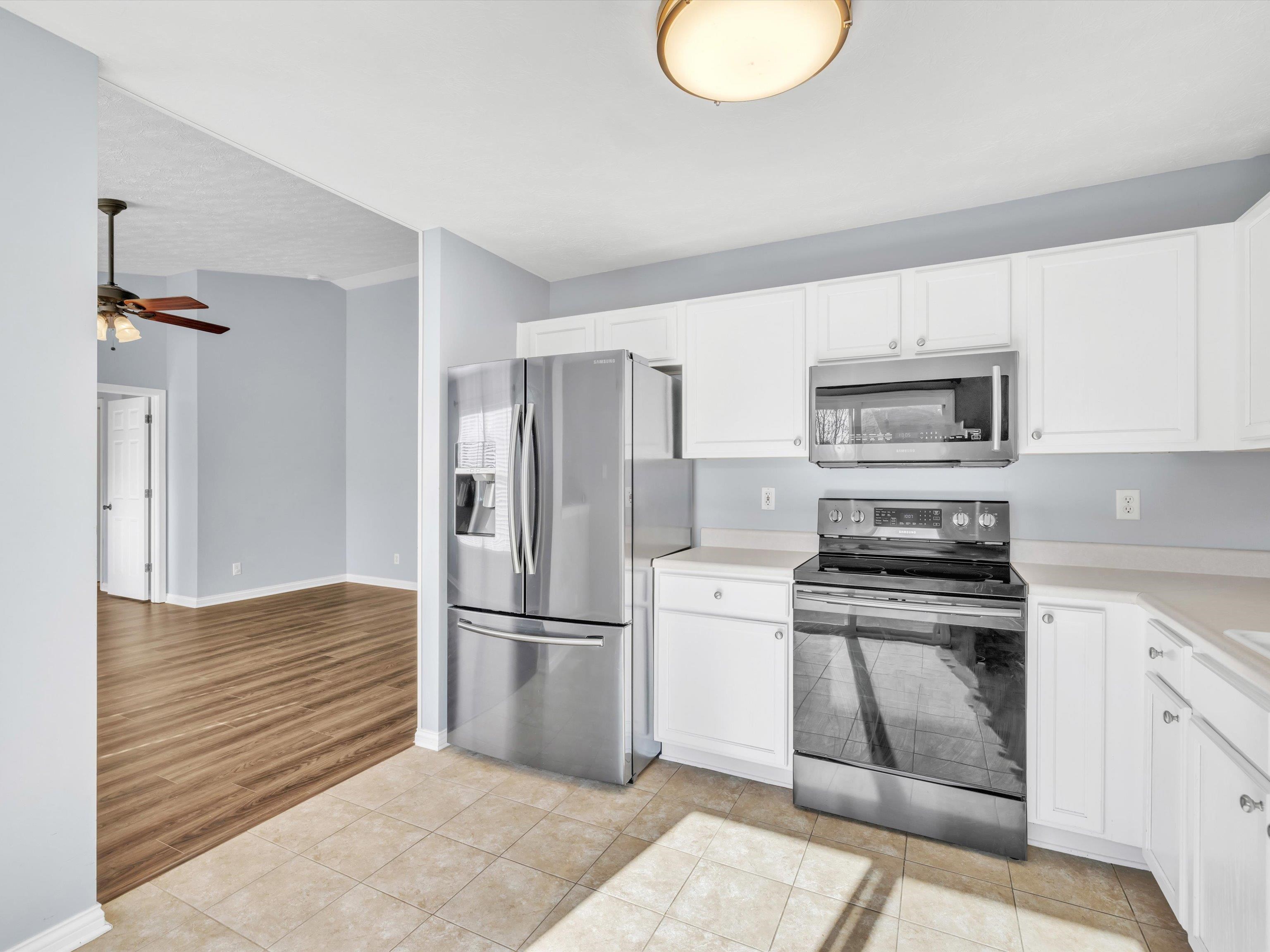 1912 Terrace Pointe, Owensboro, Kentucky 42303, 3 Bedrooms Bedrooms, ,2 BathroomsBathrooms,Single Family Residence,For Sale,Terrace Pointe,88178