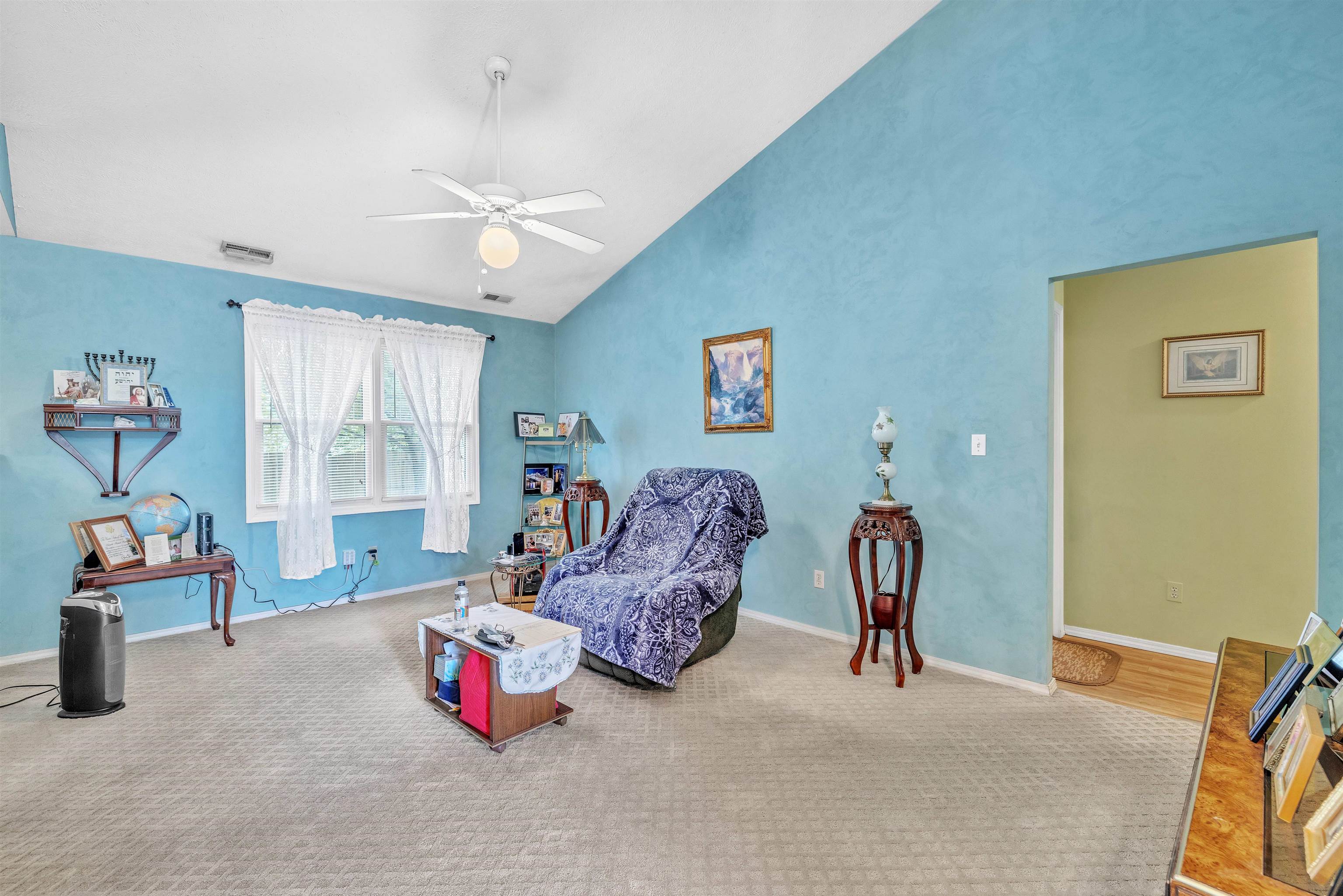 3938 Reliant Circle, Owensboro, Kentucky 42301, 3 Bedrooms Bedrooms, ,2 BathroomsBathrooms,Single Family Residence,For Sale,Reliant Circle,88194