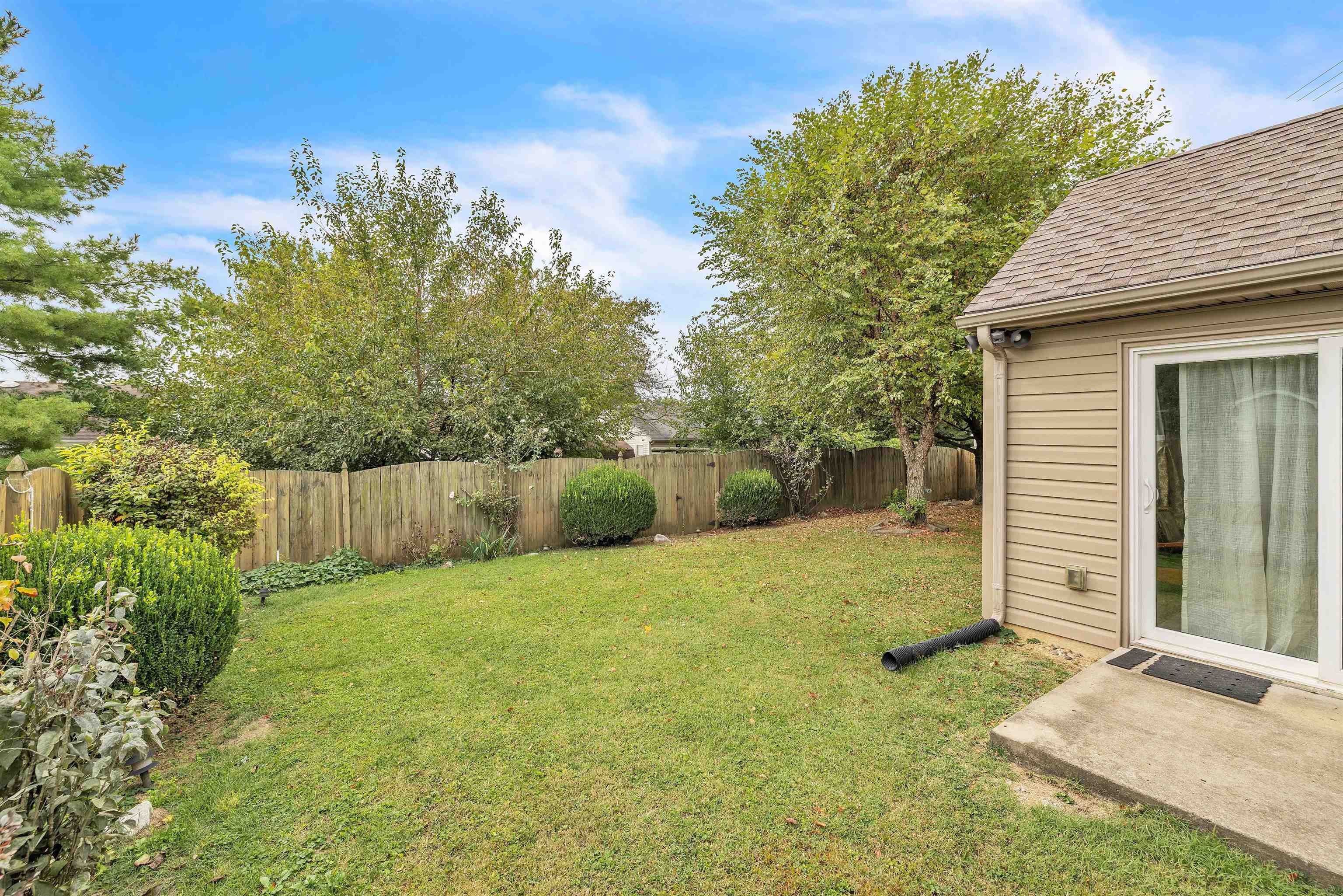 3938 Reliant Circle, Owensboro, Kentucky 42301, 3 Bedrooms Bedrooms, ,2 BathroomsBathrooms,Single Family Residence,For Sale,Reliant Circle,88194