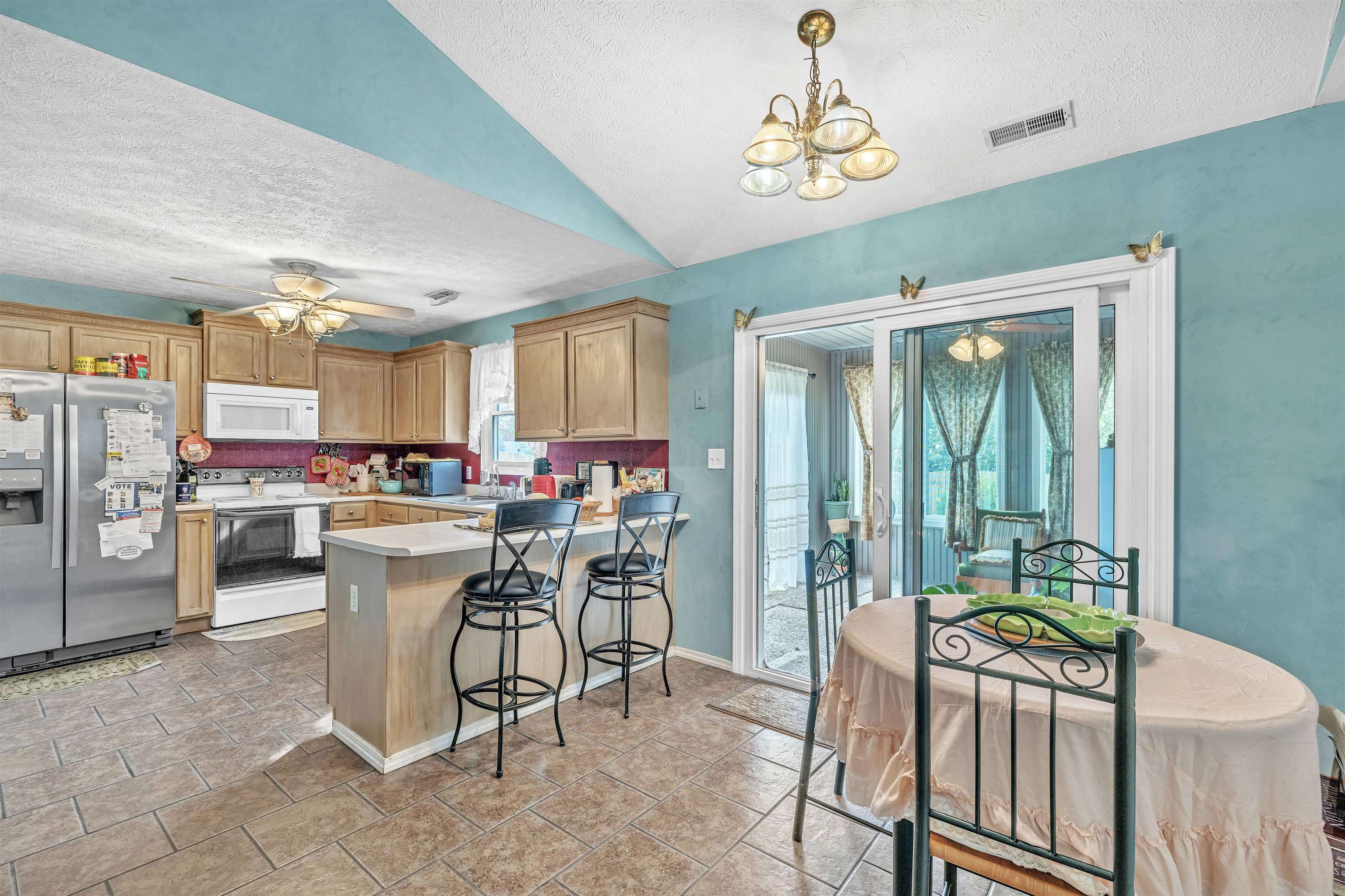 3938 Reliant Circle, Owensboro, Kentucky 42301, 3 Bedrooms Bedrooms, ,2 BathroomsBathrooms,Single Family Residence,For Sale,Reliant Circle,88194