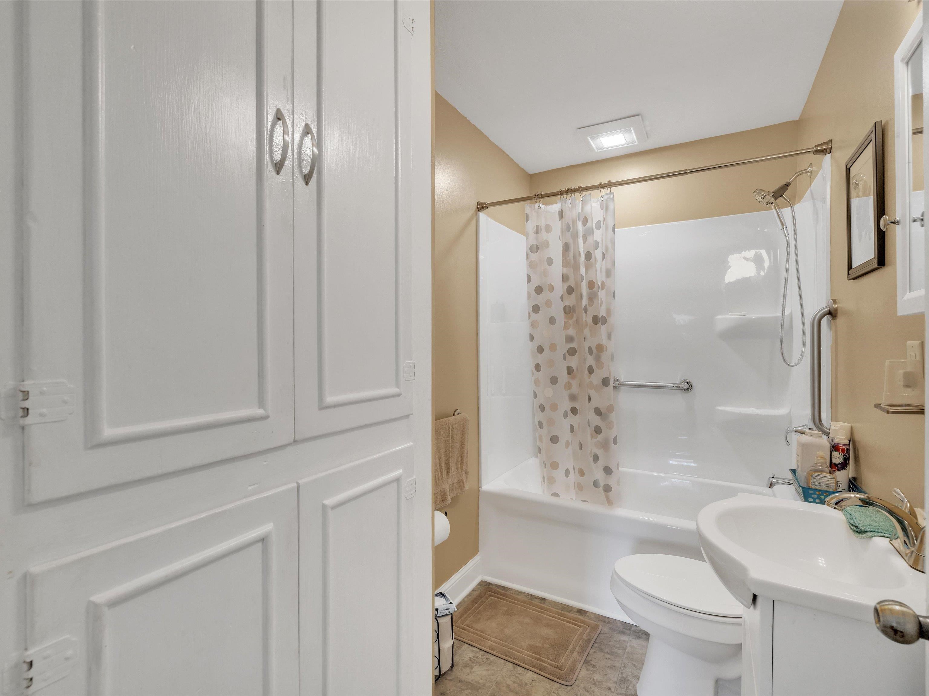 2610 Victory Ct, Owensboro, Kentucky 42303, 2 Bedrooms Bedrooms, ,1 BathroomBathrooms,Single Family Residence,For Sale,Victory Ct,88195