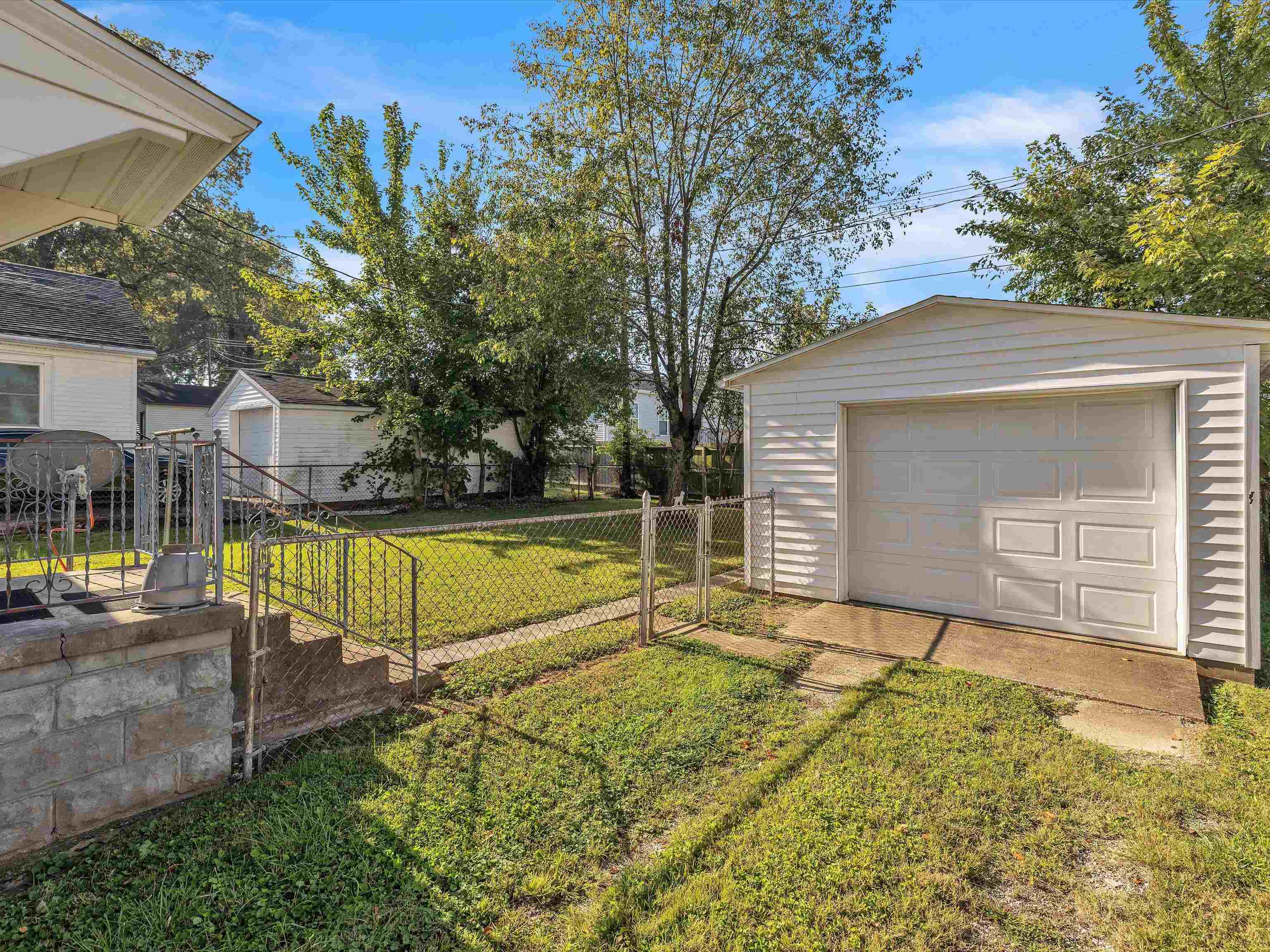 2610 Victory Ct, Owensboro, Kentucky 42303, 2 Bedrooms Bedrooms, ,1 BathroomBathrooms,Single Family Residence,For Sale,Victory Ct,88195