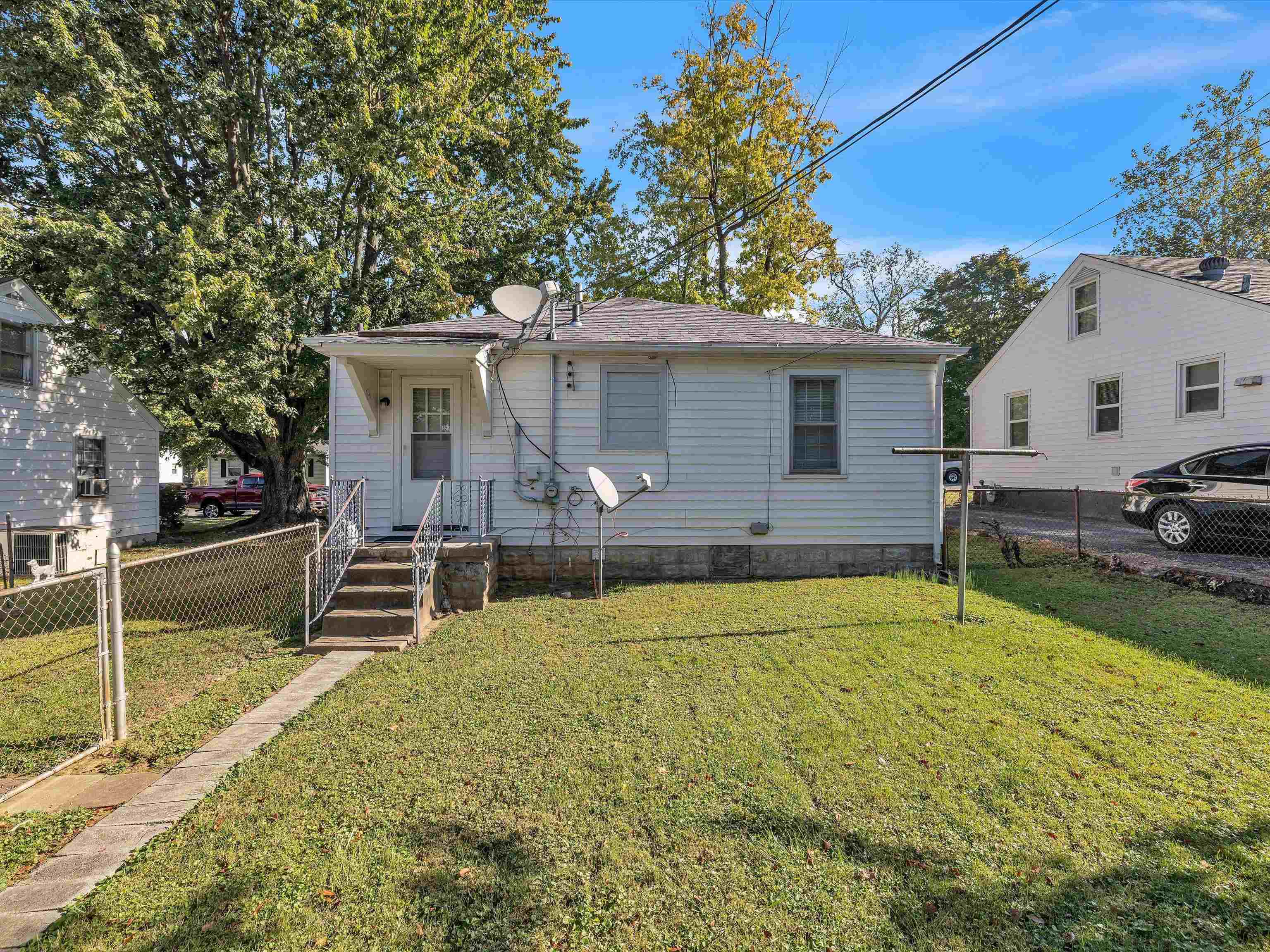 2610 Victory Ct, Owensboro, Kentucky 42303, 2 Bedrooms Bedrooms, ,1 BathroomBathrooms,Single Family Residence,For Sale,Victory Ct,88195