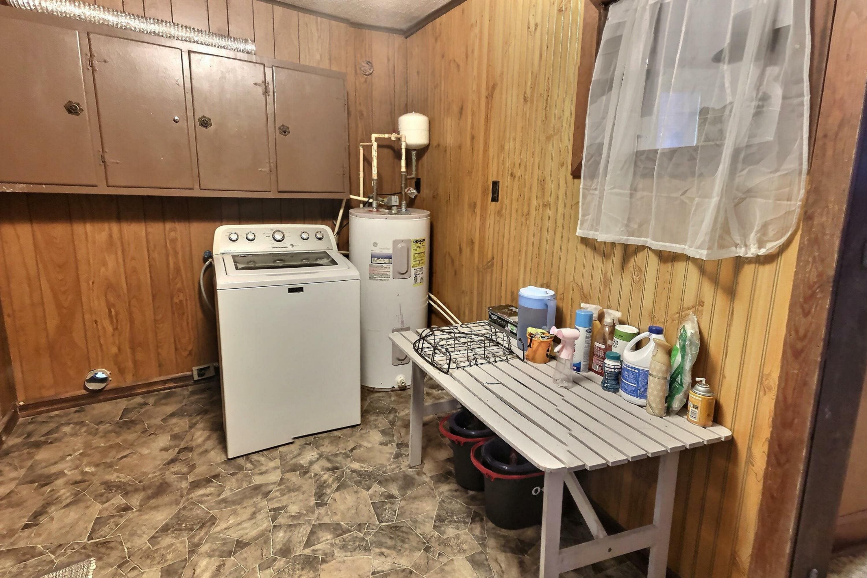7026 HWY 144, Philpot, Kentucky 42366, 3 Bedrooms Bedrooms, ,1 BathroomBathrooms,Single Family Residence,For Sale,HWY 144,88198
