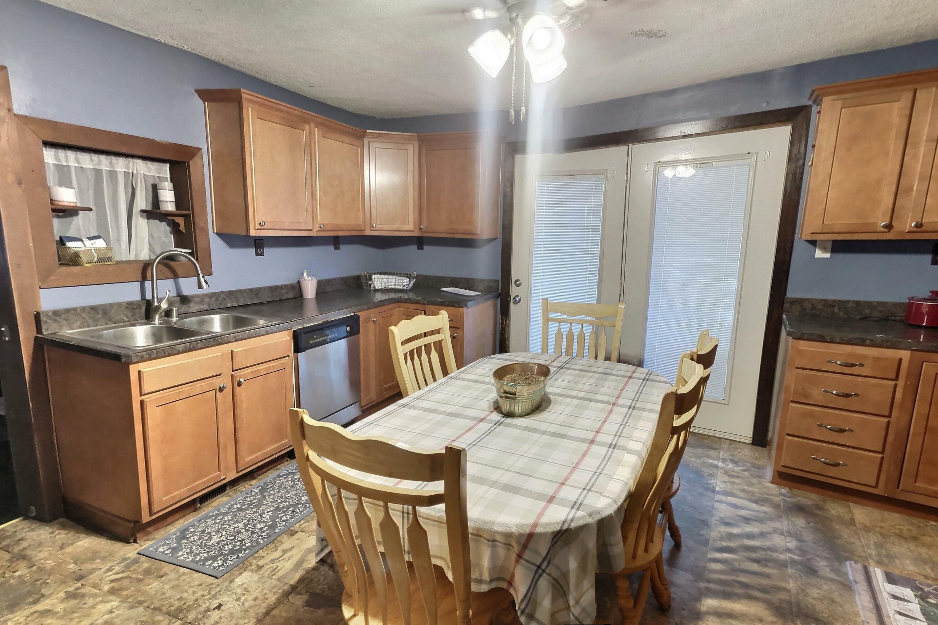 7026 HWY 144, Philpot, Kentucky 42366, 3 Bedrooms Bedrooms, ,1 BathroomBathrooms,Single Family Residence,For Sale,HWY 144,88198