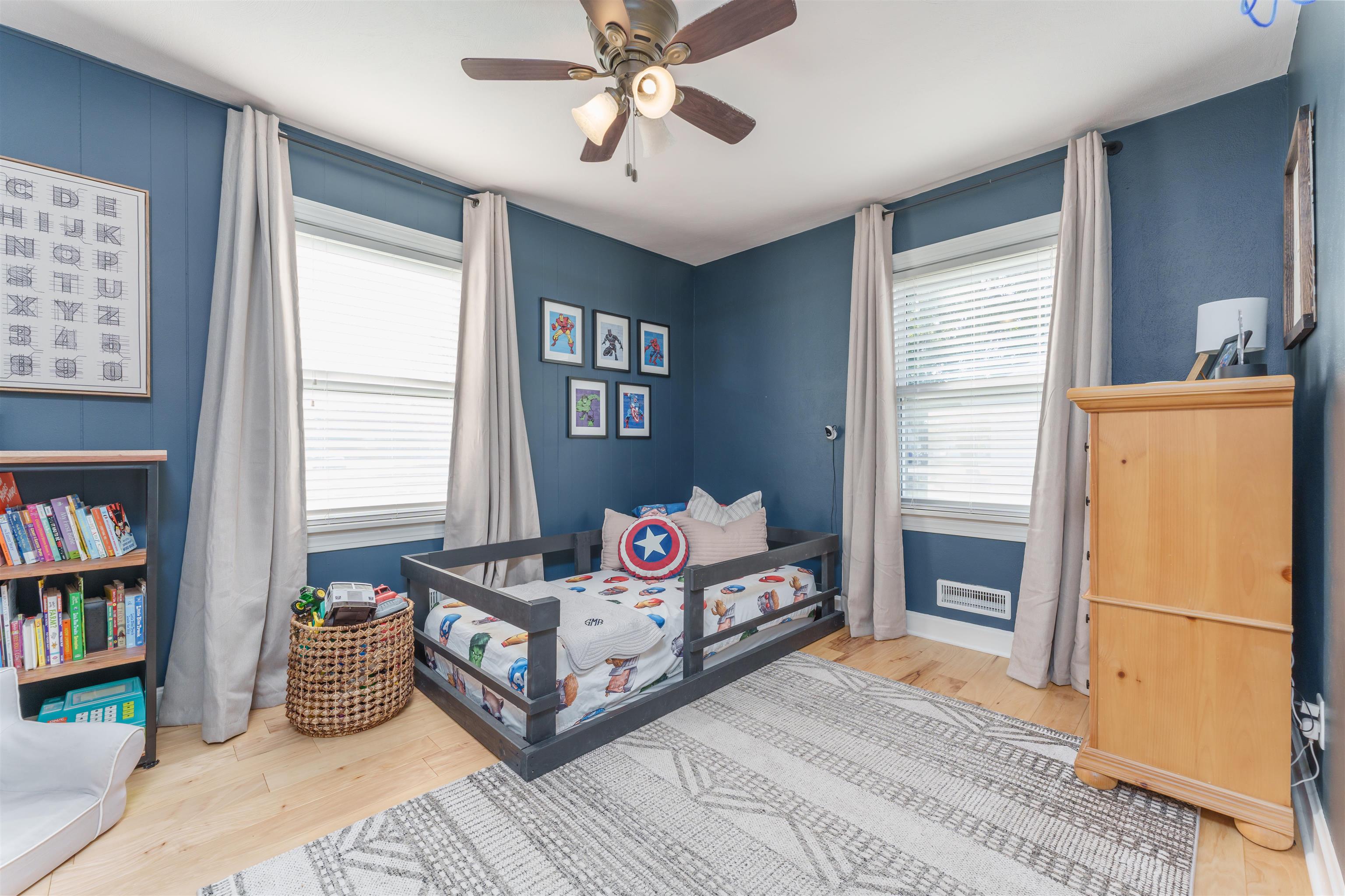 2238 Clarke Drive, Owensboro, Kentucky 42301, 3 Bedrooms Bedrooms, ,1 BathroomBathrooms,Single Family Residence,For Sale,Clarke Drive,88202