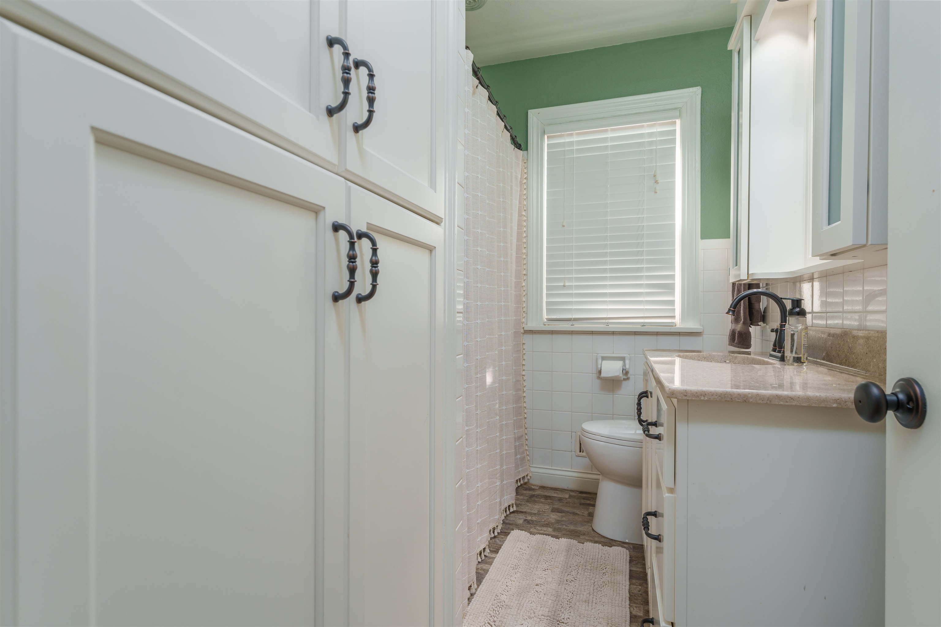 2238 Clarke Drive, Owensboro, Kentucky 42301, 3 Bedrooms Bedrooms, ,1 BathroomBathrooms,Single Family Residence,For Sale,Clarke Drive,88202