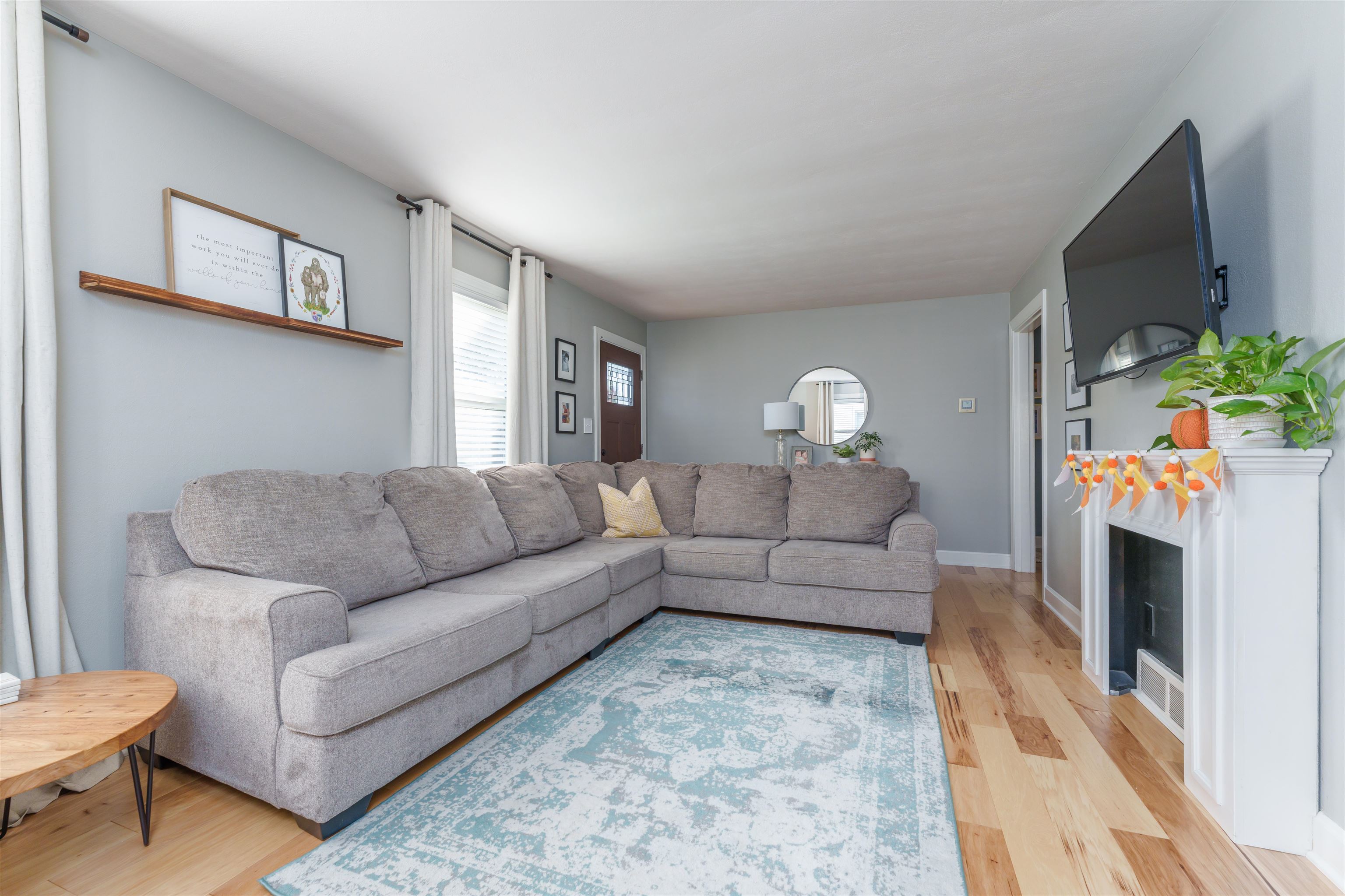 2238 Clarke Drive, Owensboro, Kentucky 42301, 3 Bedrooms Bedrooms, ,1 BathroomBathrooms,Single Family Residence,For Sale,Clarke Drive,88202