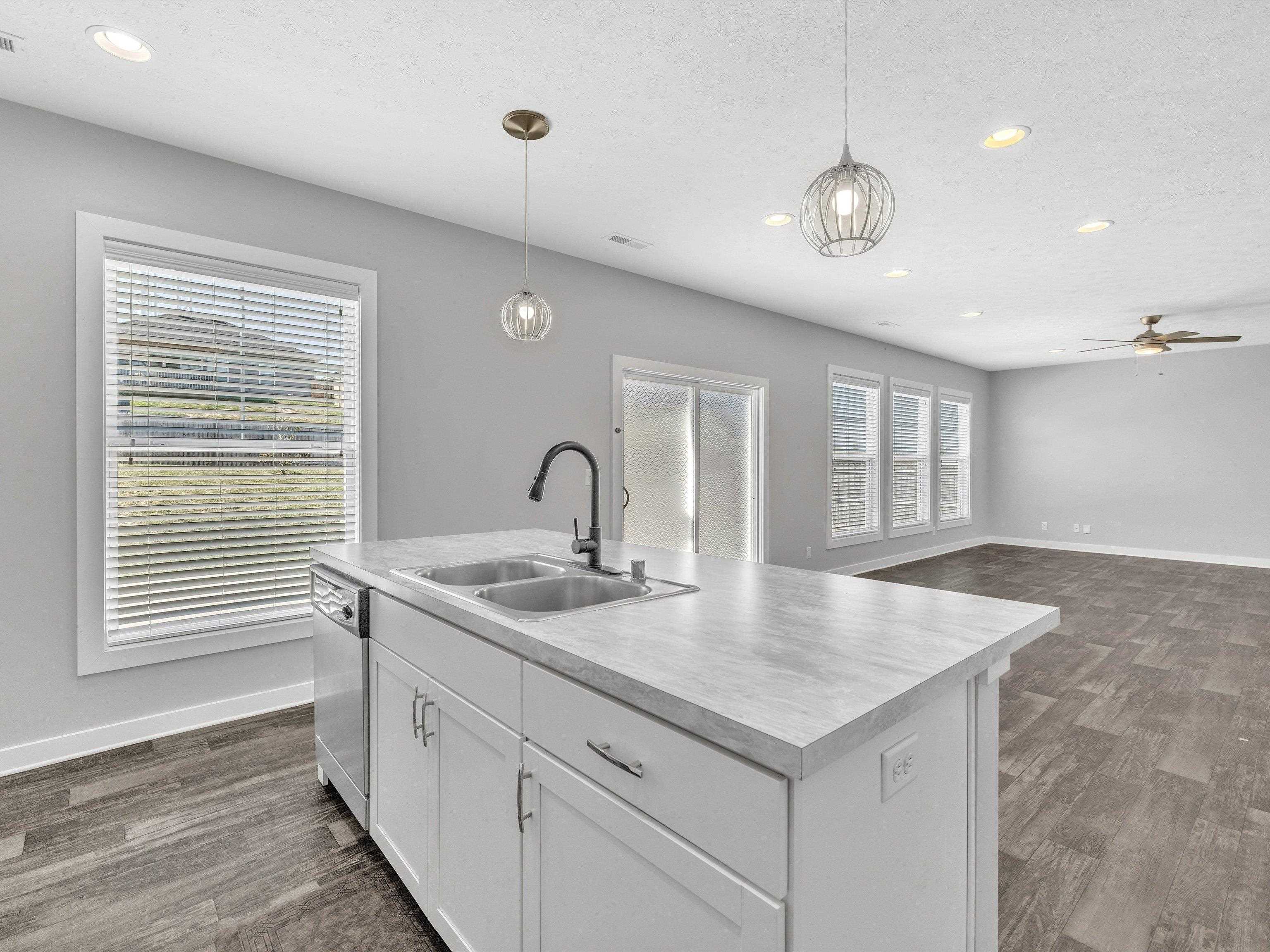 2677 Dellwood Valley Lane, Utica, Kentucky 42376, 4 Bedrooms Bedrooms, ,2 BathroomsBathrooms,Single Family Residence,For Sale,Dellwood Valley Lane,88203