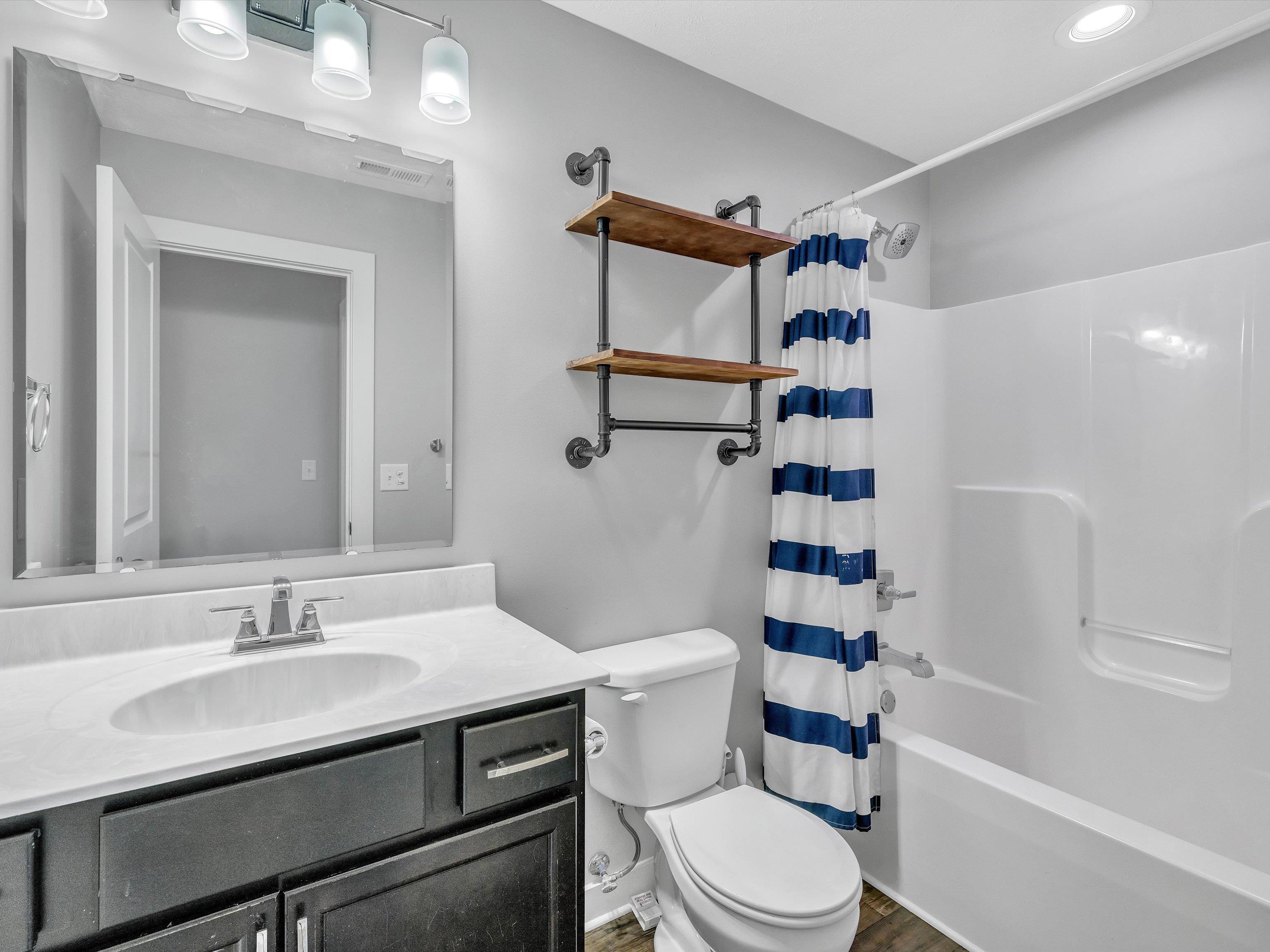 2677 Dellwood Valley Lane, Utica, Kentucky 42376, 4 Bedrooms Bedrooms, ,2 BathroomsBathrooms,Single Family Residence,For Sale,Dellwood Valley Lane,88203