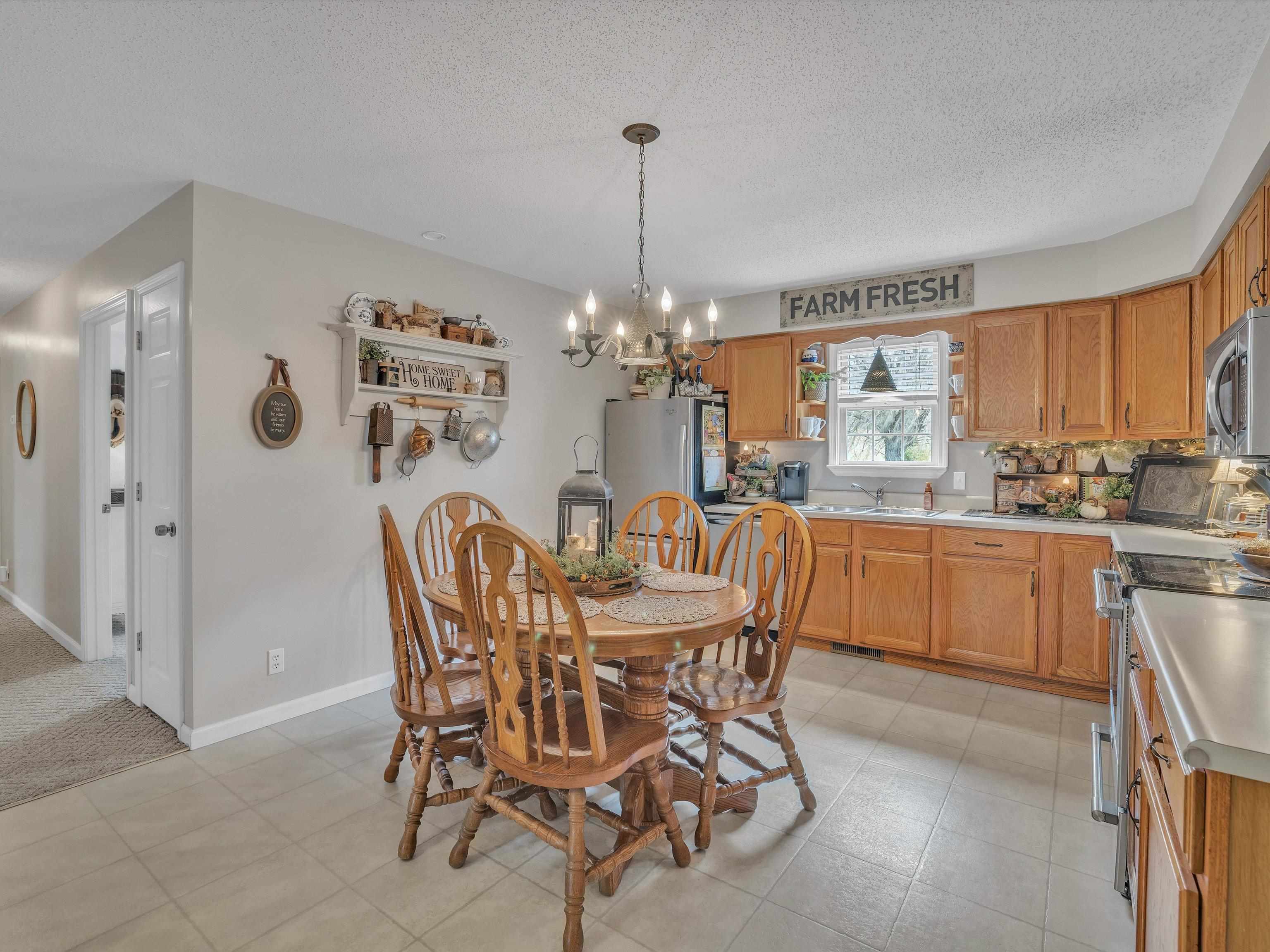 12991 U.S. 231, Utica, Kentucky 42376, 3 Bedrooms Bedrooms, ,2 BathroomsBathrooms,Single Family Residence,For Sale,U.S. 231,88204