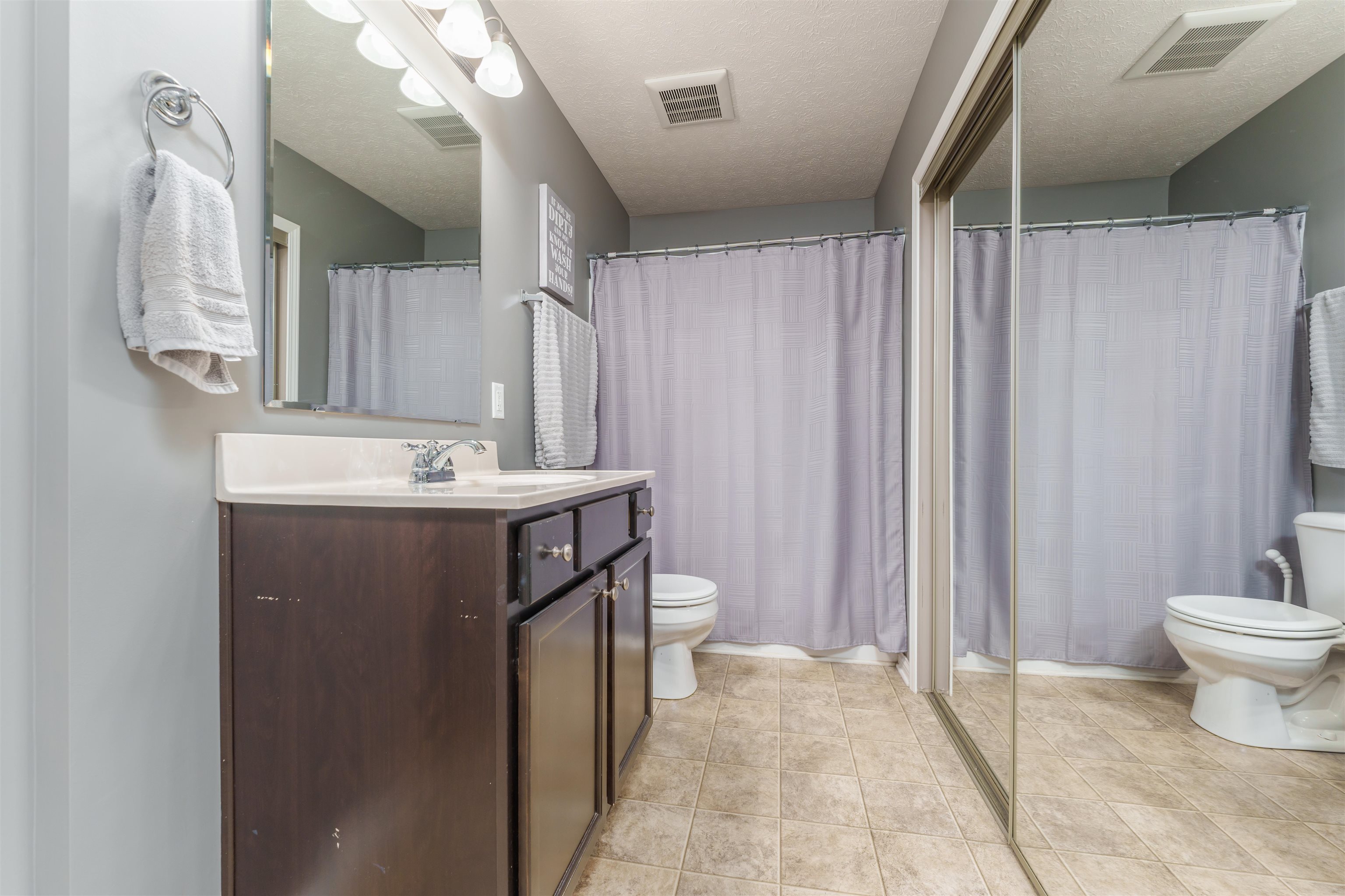 2119 Village Run, Owensboro, Kentucky 42303, 2 Bedrooms Bedrooms, ,2 BathroomsBathrooms,Single Family Residence,For Sale,Village Run,88212