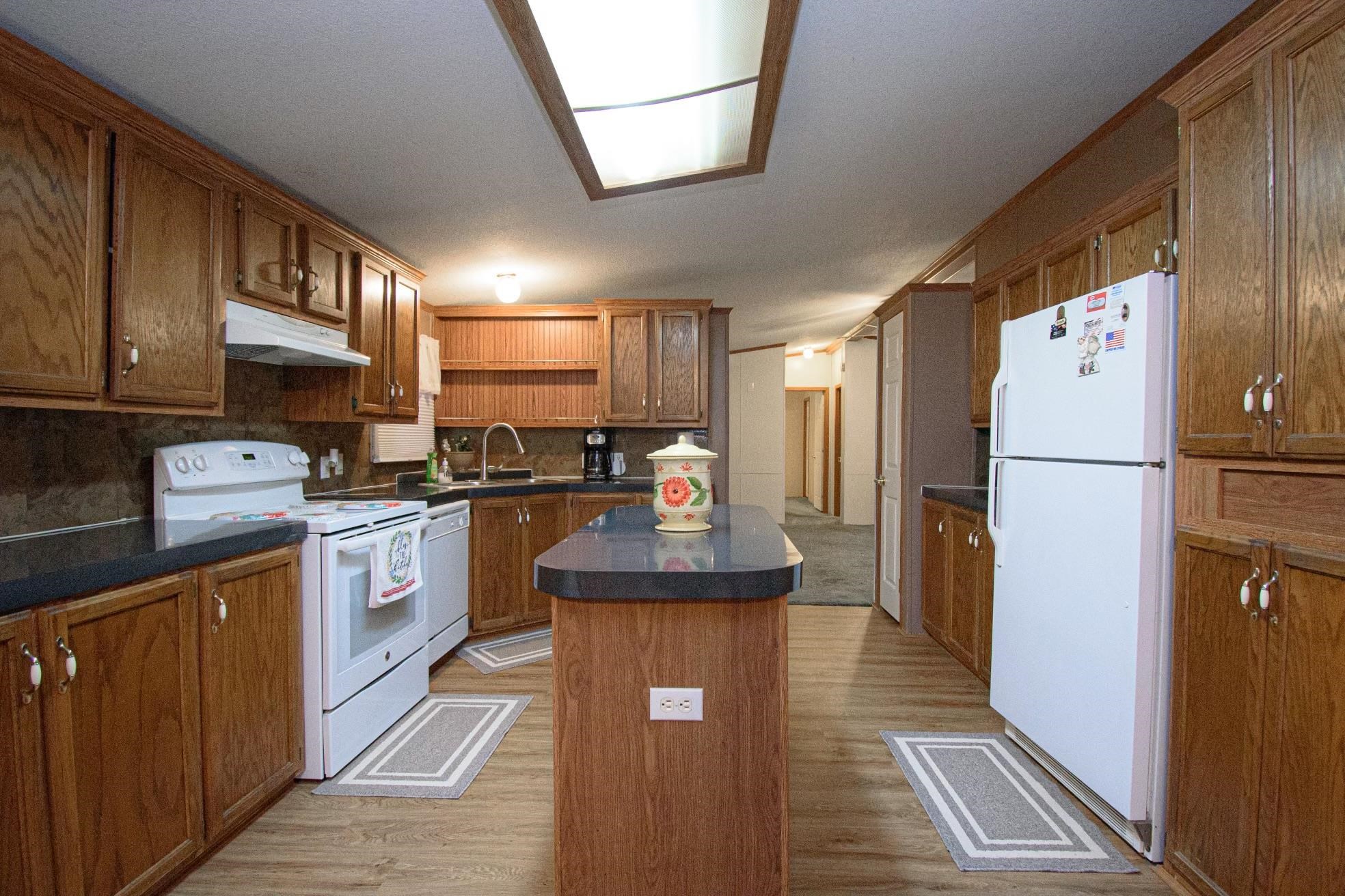 3192 Russell Rd, Utica, Kentucky 42376, 3 Bedrooms Bedrooms, ,2 BathroomsBathrooms,Manufactured Home,For Sale,Russell Rd,88218