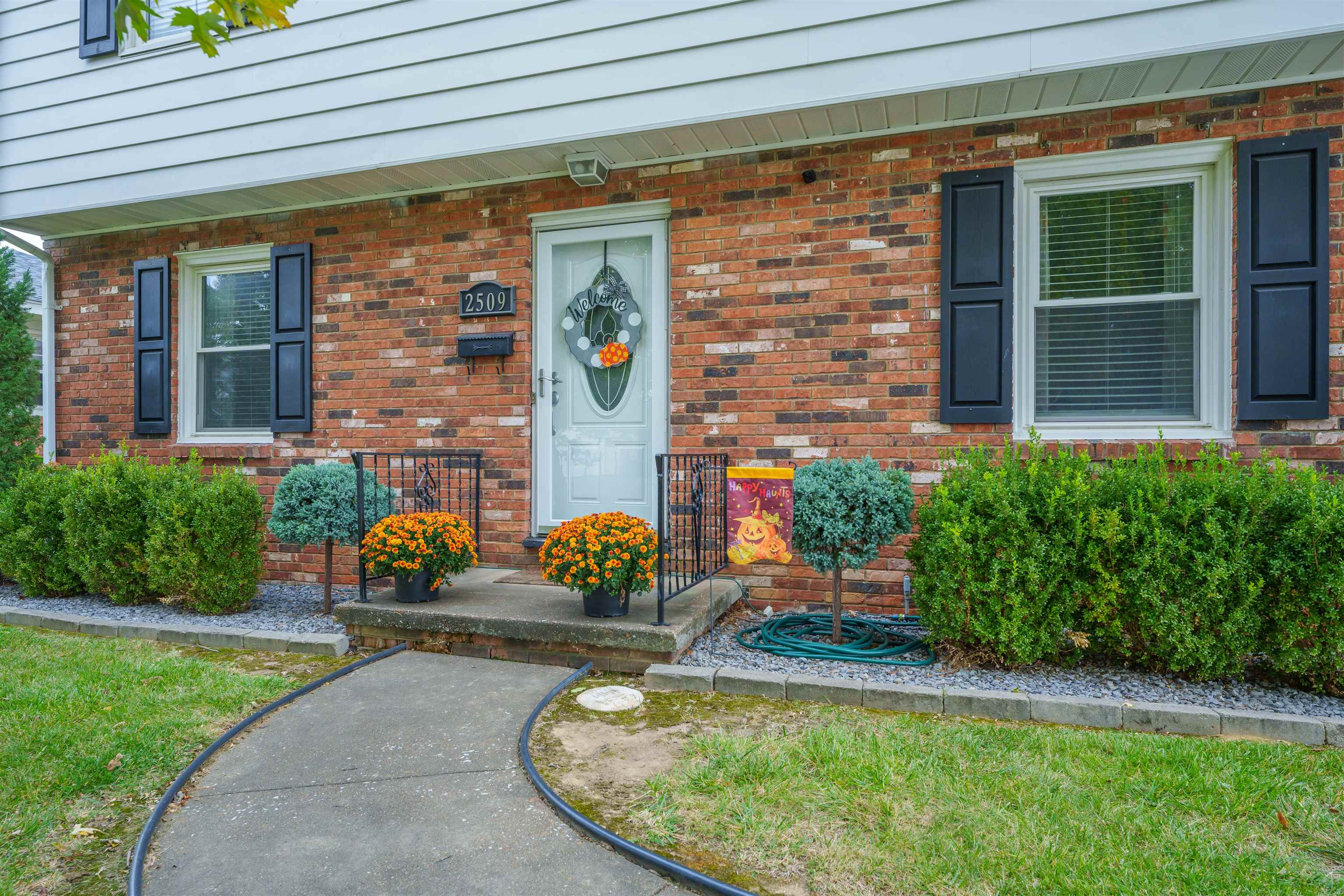 2509 Dartmouth Drive, Owensboro, Kentucky 42301, 3 Bedrooms Bedrooms, ,2 BathroomsBathrooms,Single Family Residence,For Sale,Dartmouth Drive,88219