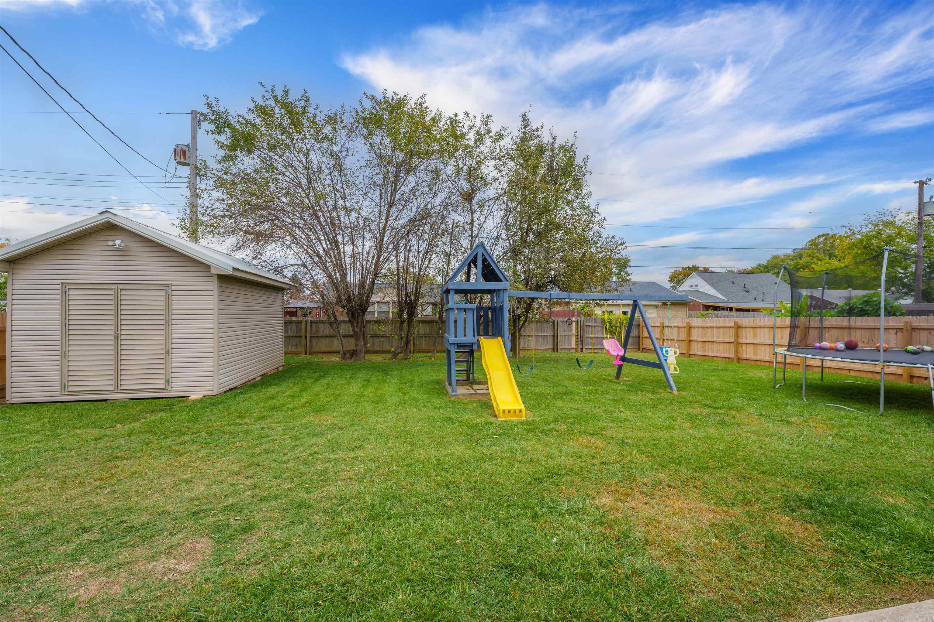 2509 Dartmouth Drive, Owensboro, Kentucky 42301, 3 Bedrooms Bedrooms, ,2 BathroomsBathrooms,Single Family Residence,For Sale,Dartmouth Drive,88219