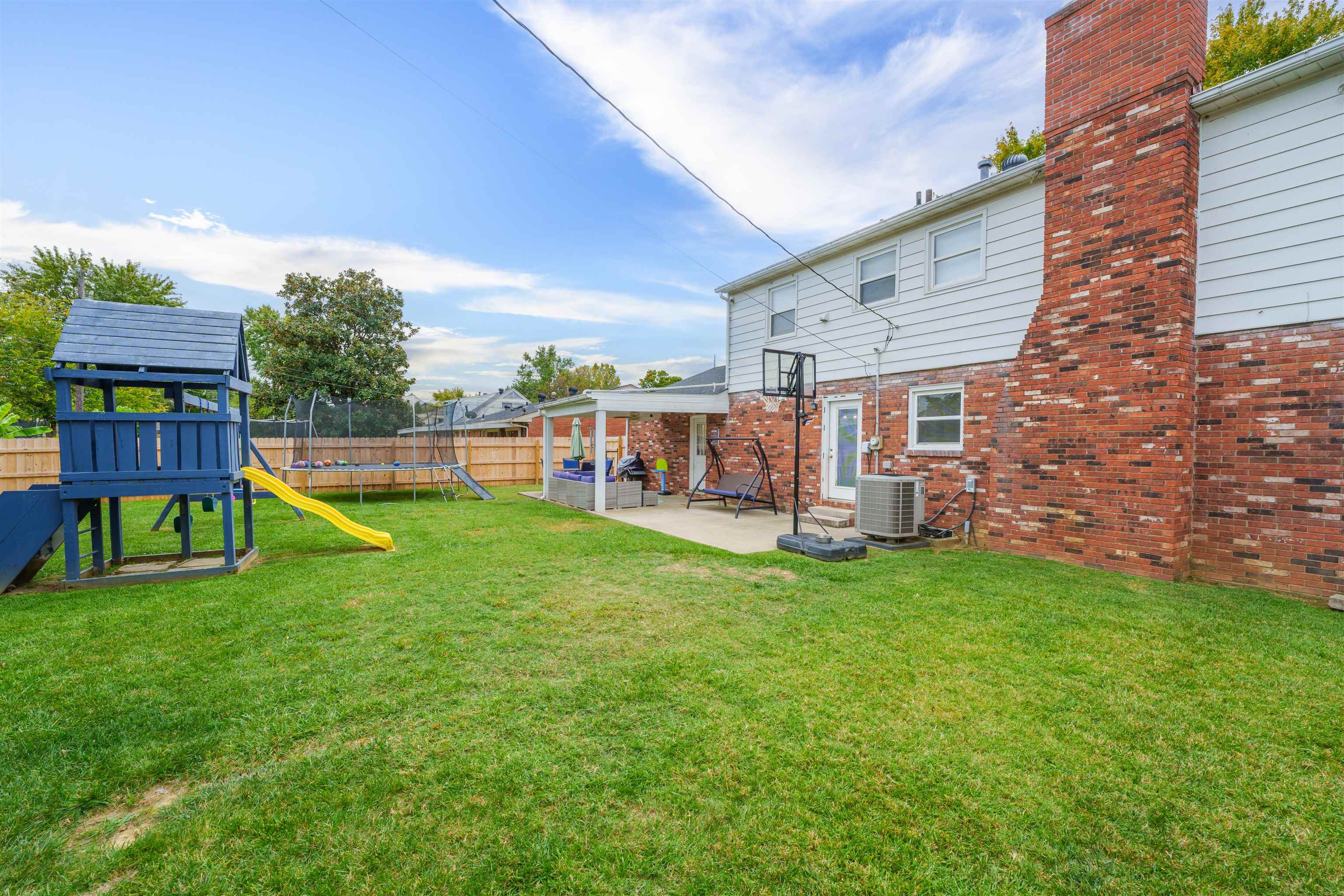 2509 Dartmouth Drive, Owensboro, Kentucky 42301, 3 Bedrooms Bedrooms, ,2 BathroomsBathrooms,Single Family Residence,For Sale,Dartmouth Drive,88219