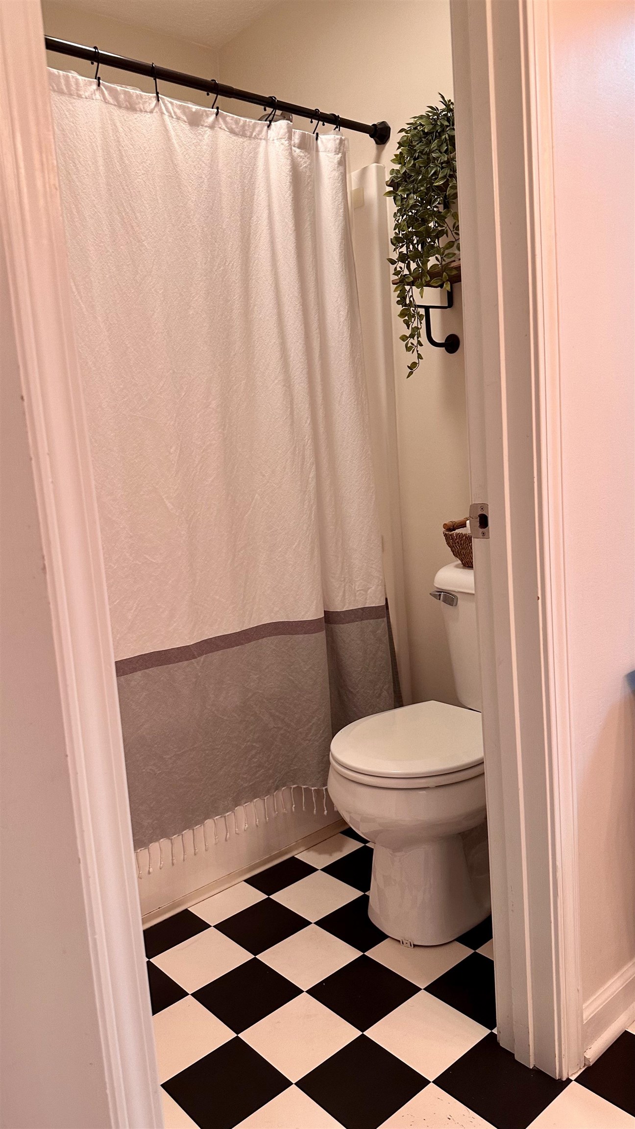 1405 Benton Ave., Owensboro, Kentucky 42301, 3 Bedrooms Bedrooms, ,2 BathroomsBathrooms,Single Family Residence,For Sale,Benton Ave.,88225