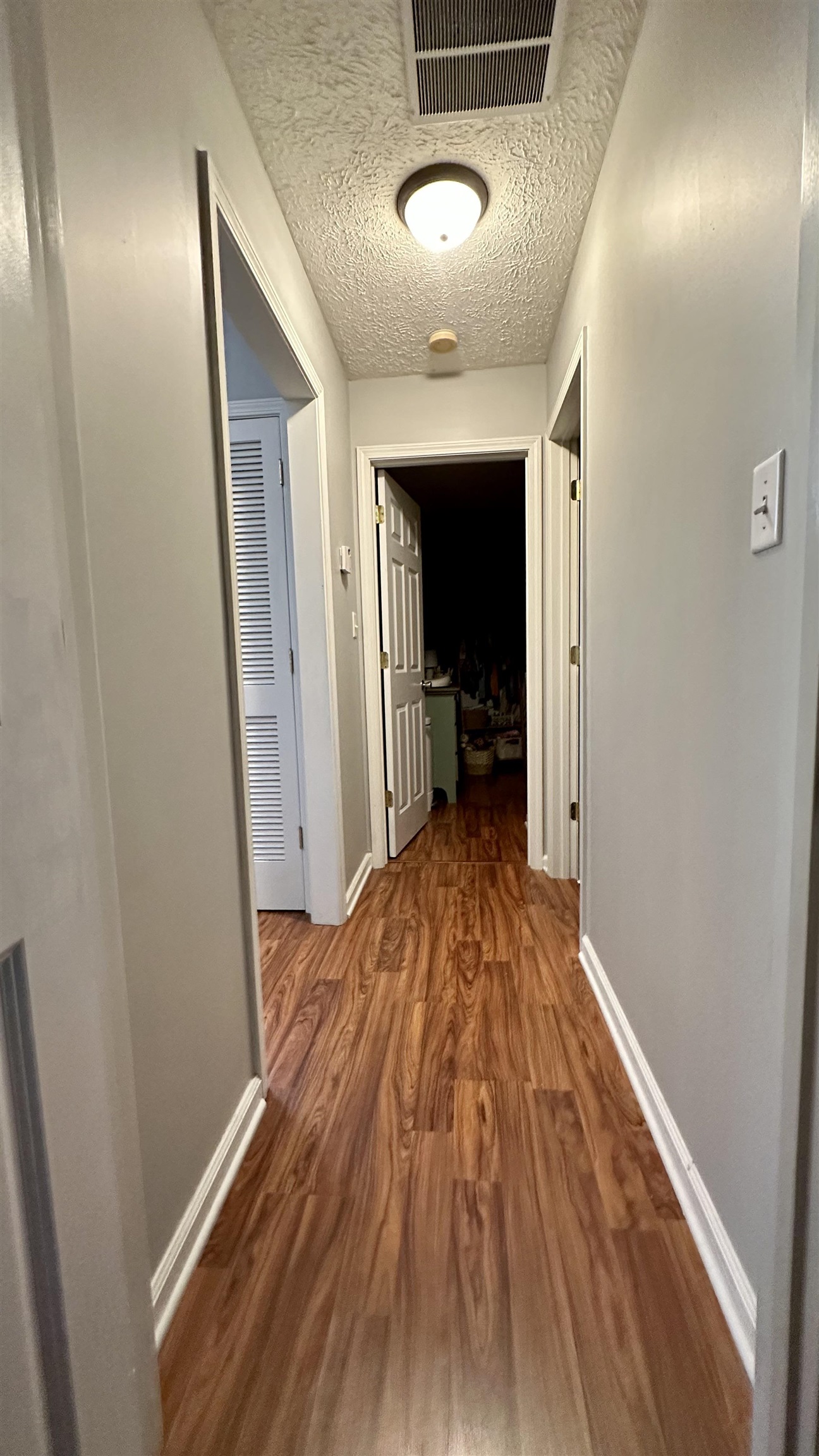 1405 Benton Ave., Owensboro, Kentucky 42301, 3 Bedrooms Bedrooms, ,2 BathroomsBathrooms,Single Family Residence,For Sale,Benton Ave.,88225
